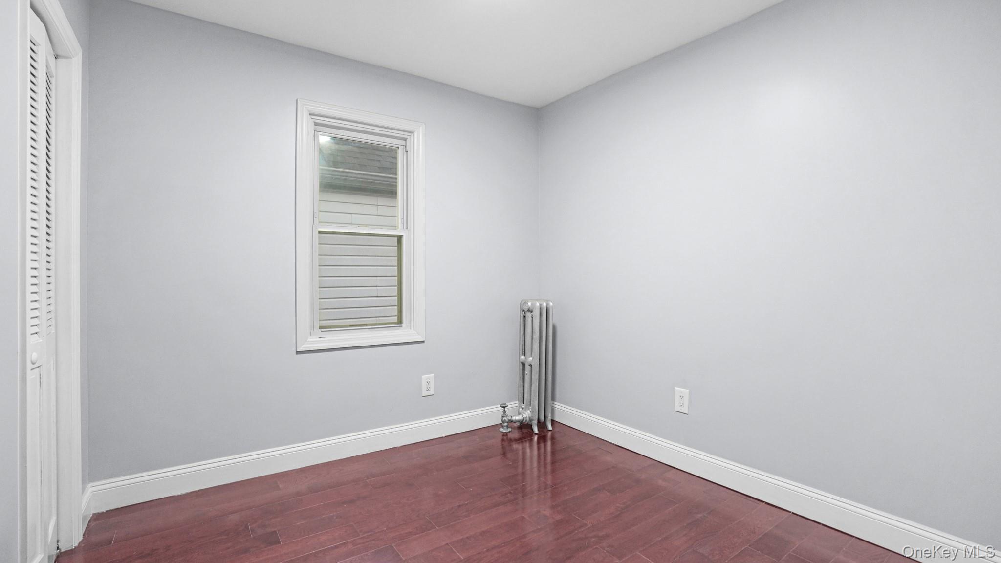 #12 photo, 8925 201st Street, Hollis , NY 11423