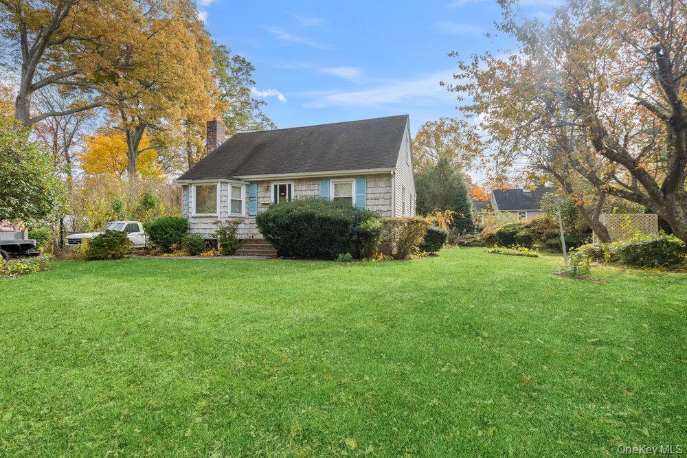 #1 photo, 10 Stratton Drive, Huntington Station , NY 11746