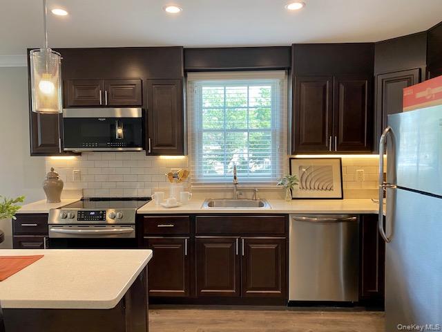 #2 photo, 168 Fulton Street, Farmingdale , NY 11735