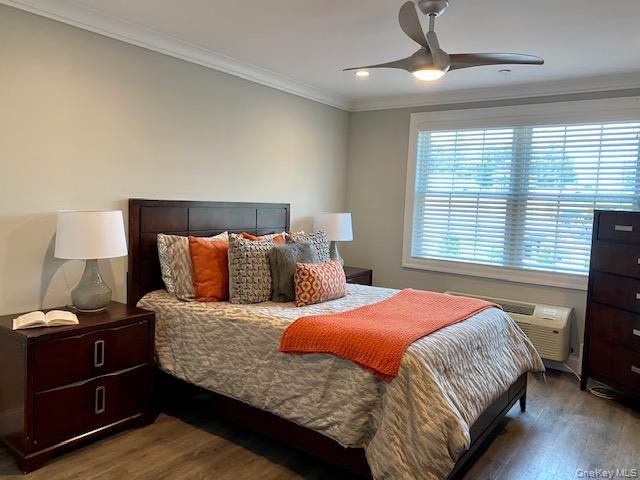 #6 photo, 168 Fulton Street, Farmingdale , NY 11735