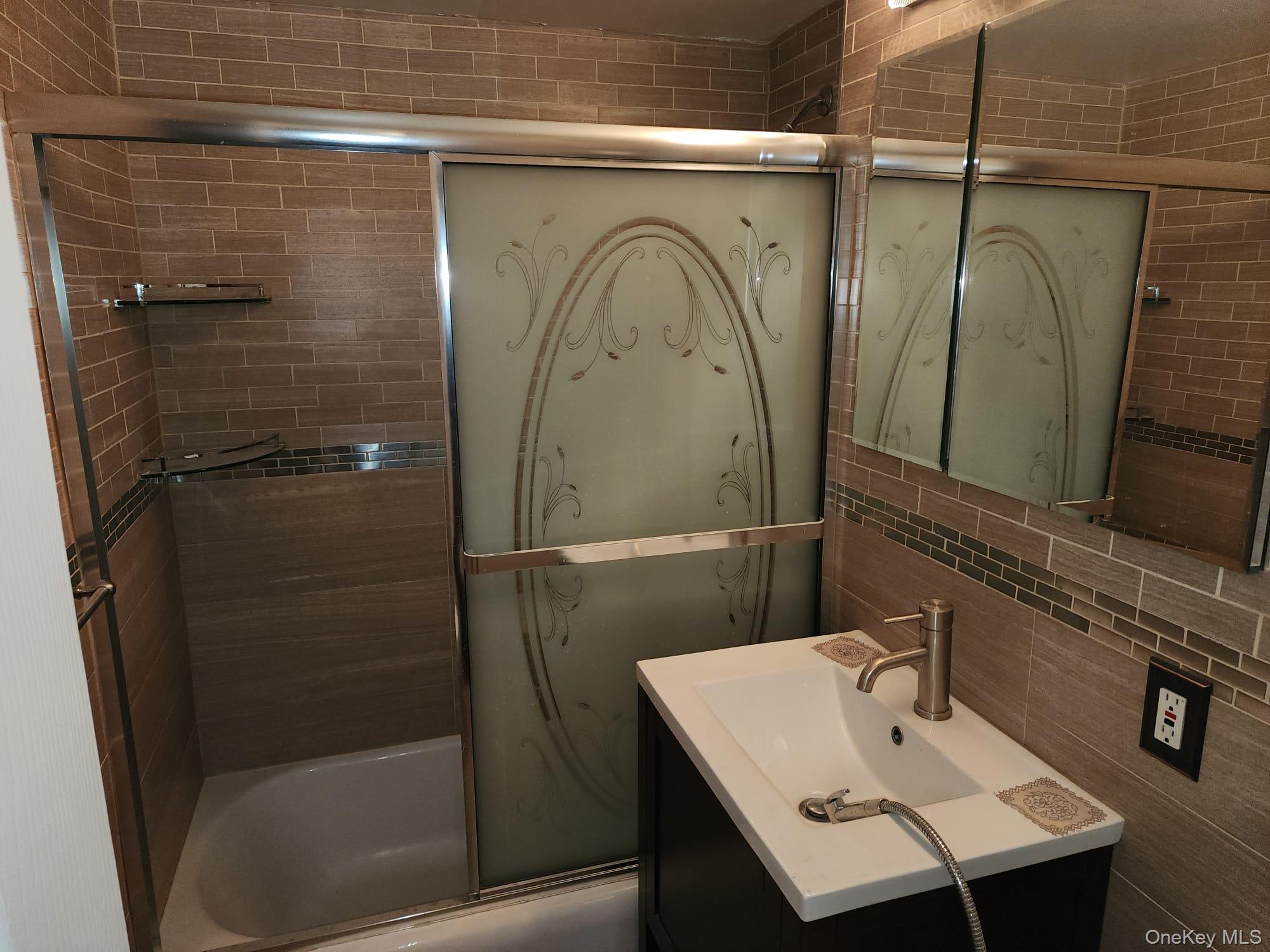 #6 photo, 61-15 98th Street, Rego Park , NY 11374