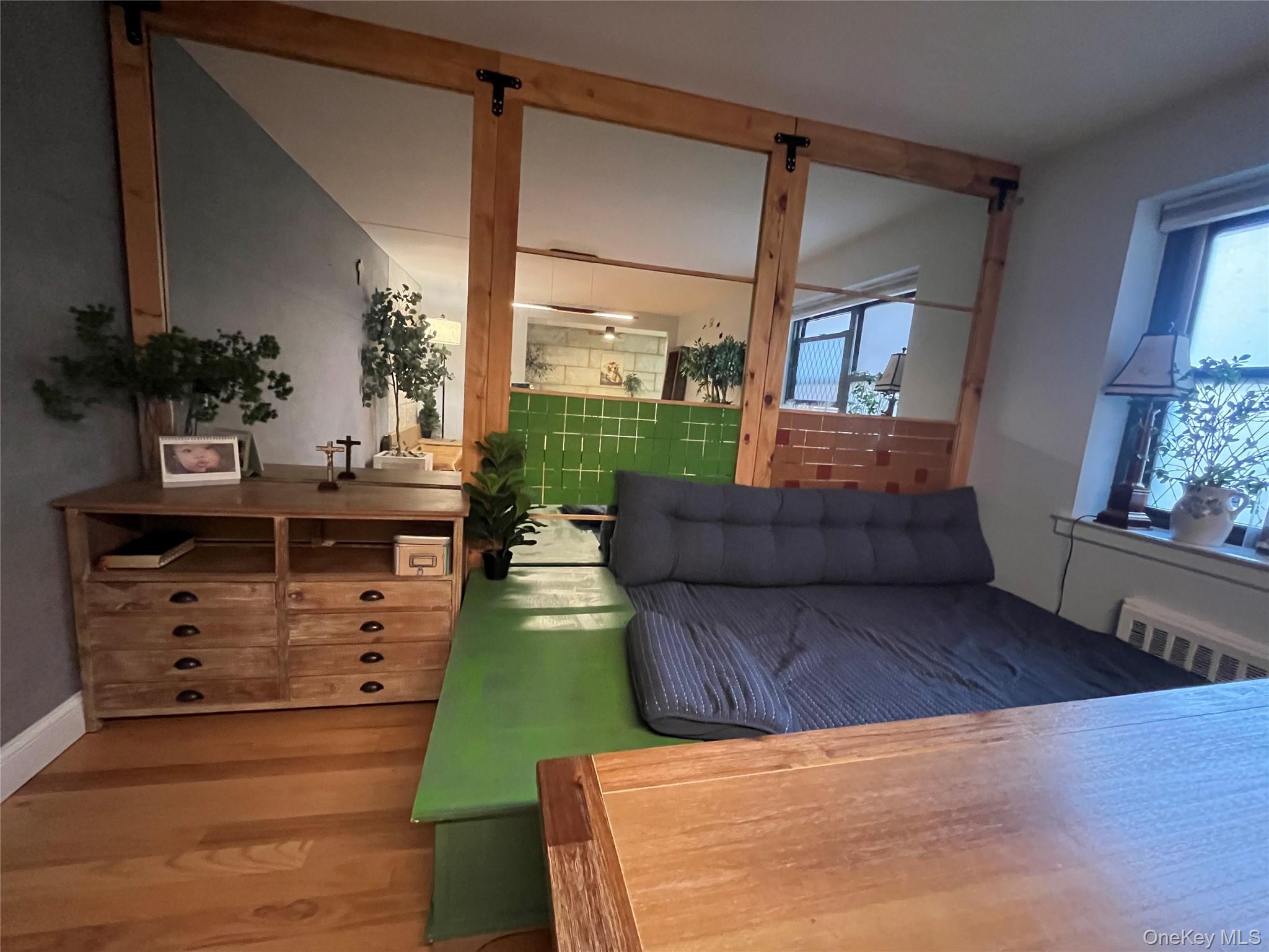 #13 photo, 75 knightsbridge Road, Great Neck , NY 11021