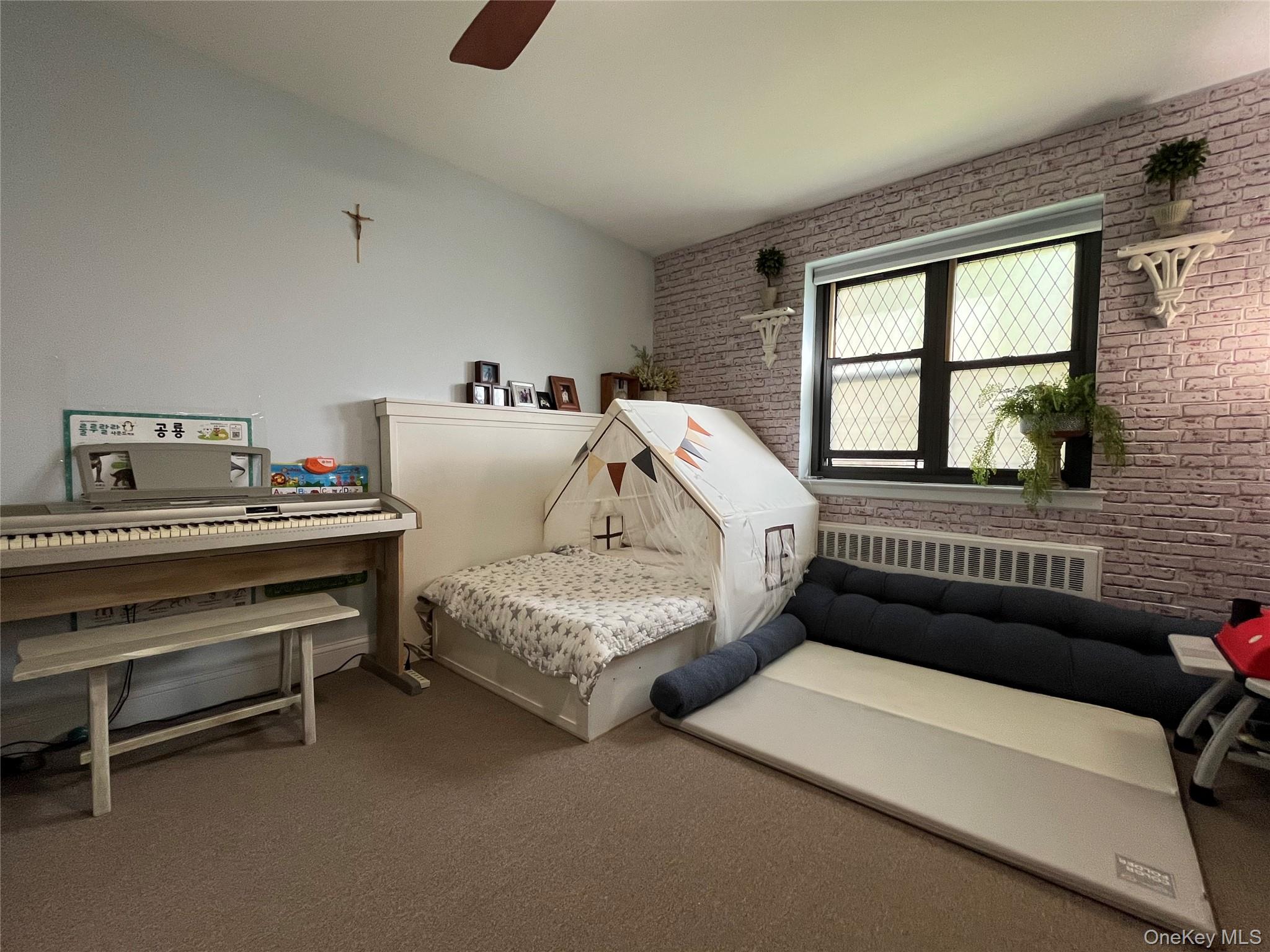 #5 photo, 75 knightsbridge Road, Great Neck , NY 11021