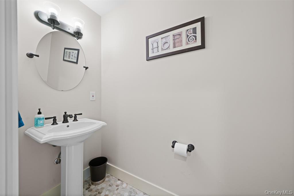 #17 photo, 535 County Route 22, Middletown , NY 10940