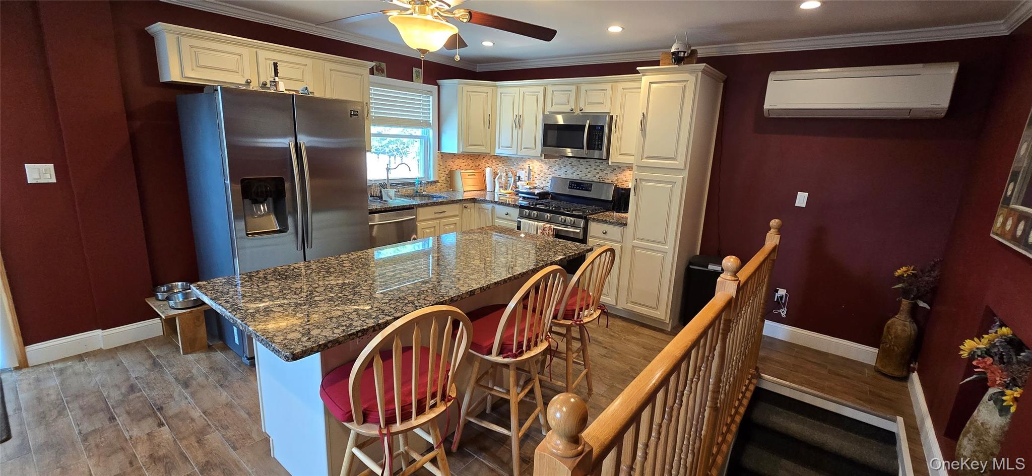 #12 photo, 8530 261st Street, Floral Park , NY 11001