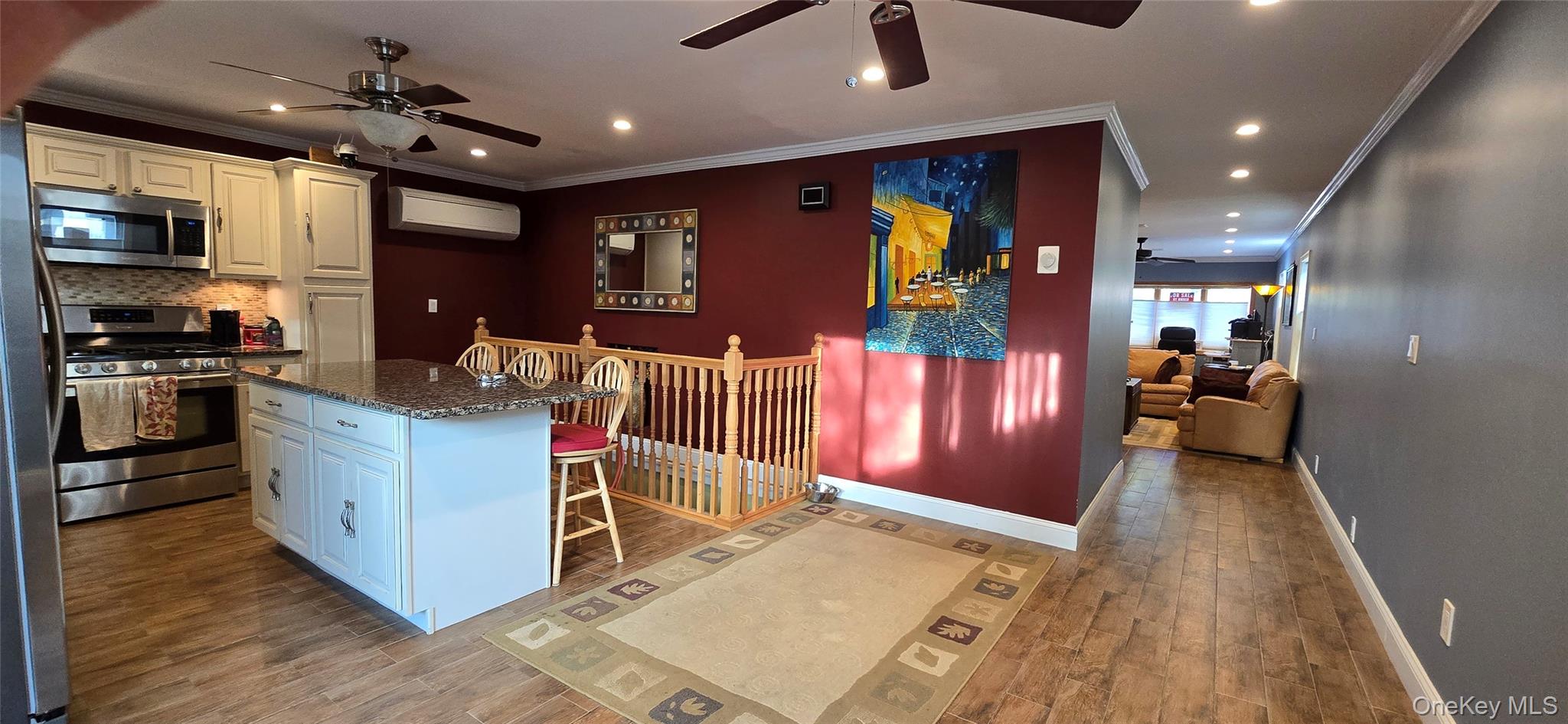 #8 photo, 8530 261st Street, Floral Park , NY 11001