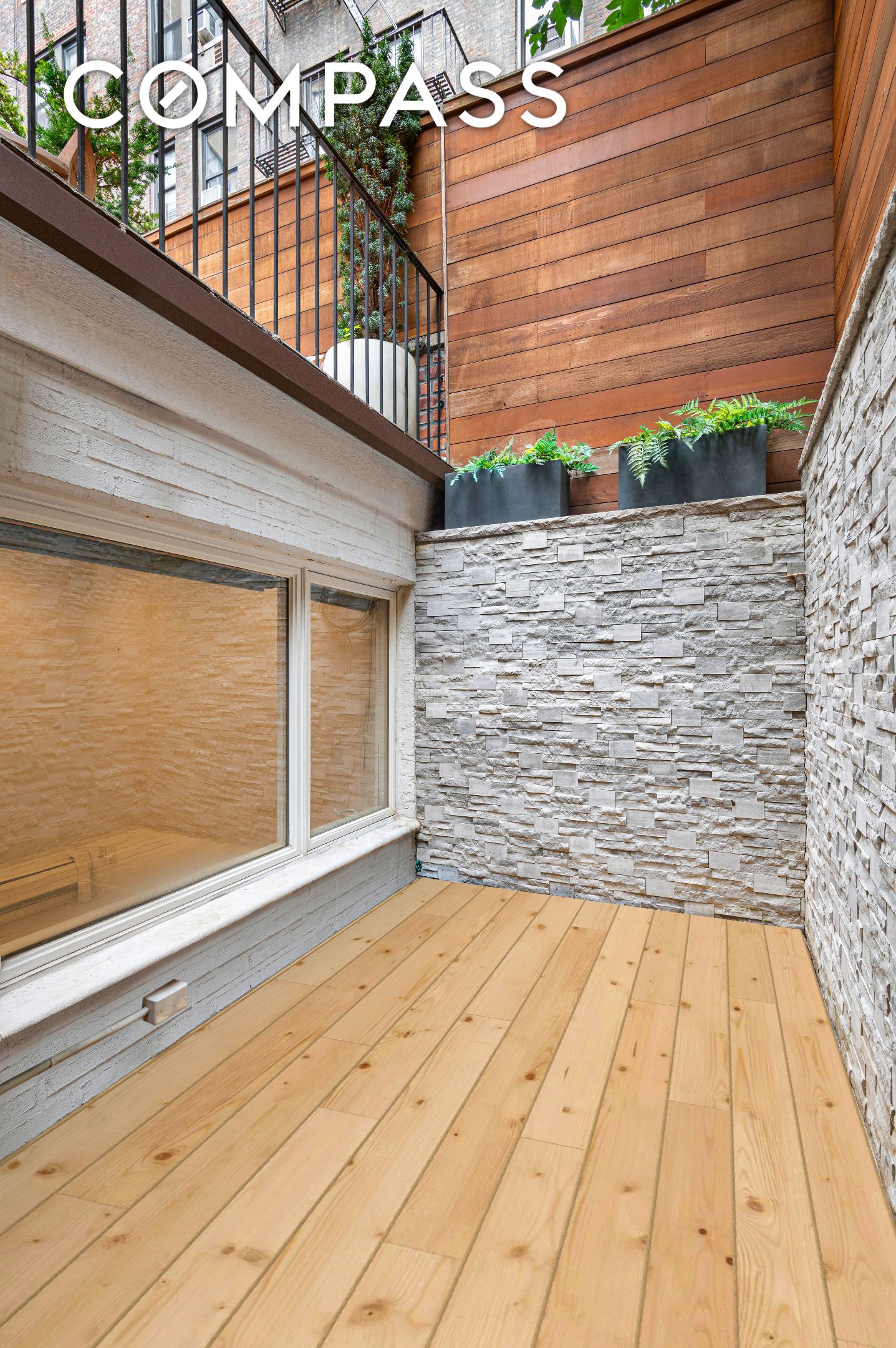 #16 photo, 267 W 71st Street, Upper West Side , NY 10023