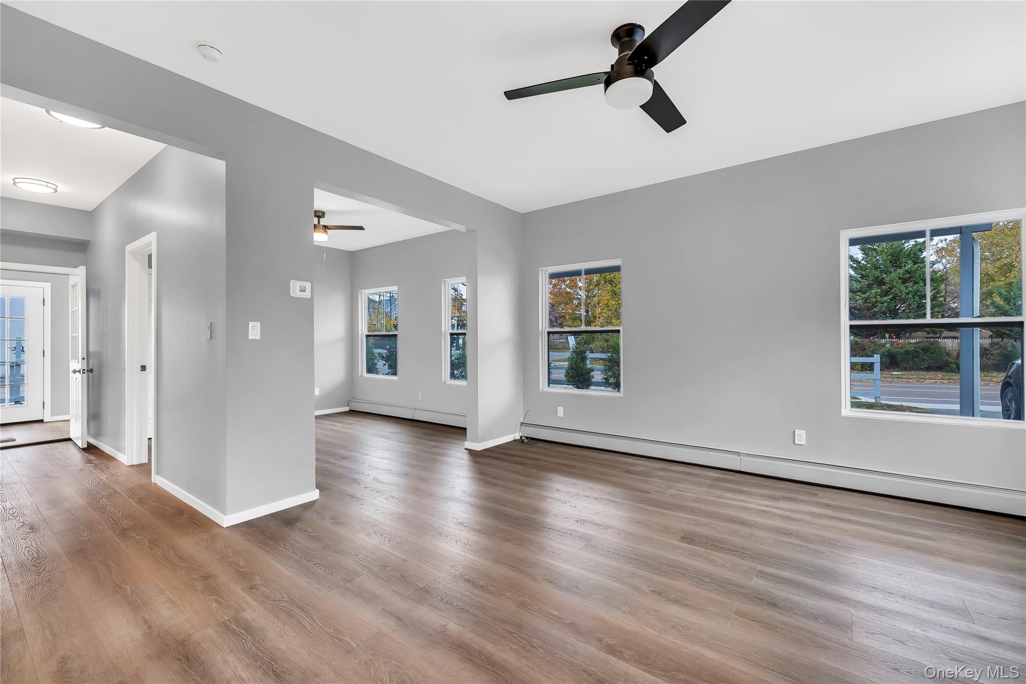 #11 photo, 432 East Avenue, Riverhead , NY 11901