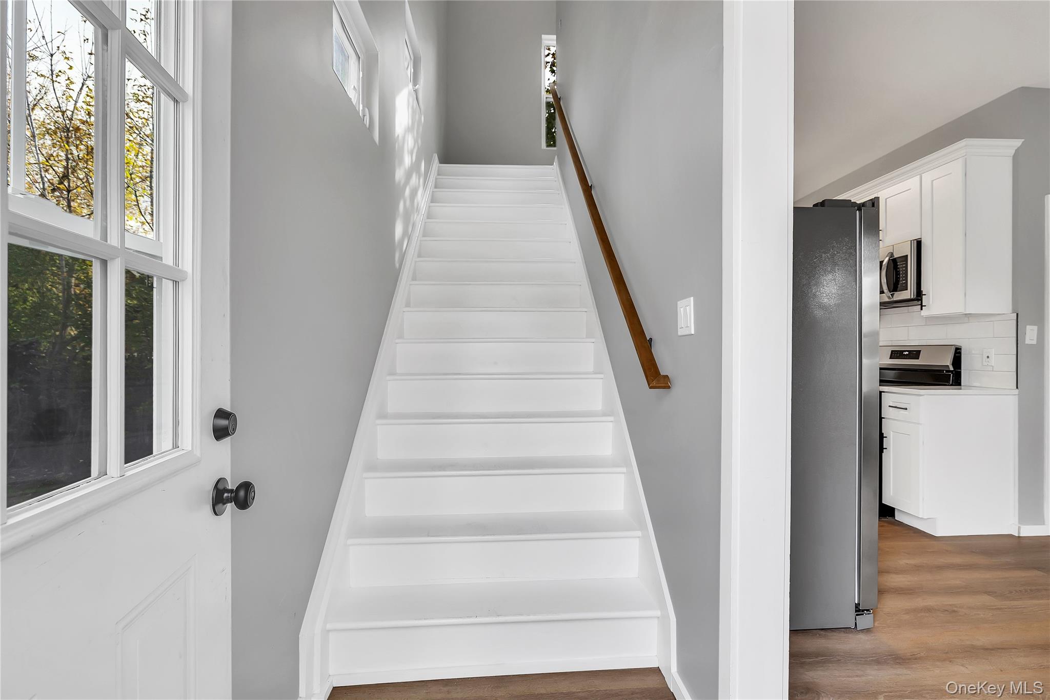 #15 photo, 432 East Avenue, Riverhead , NY 11901