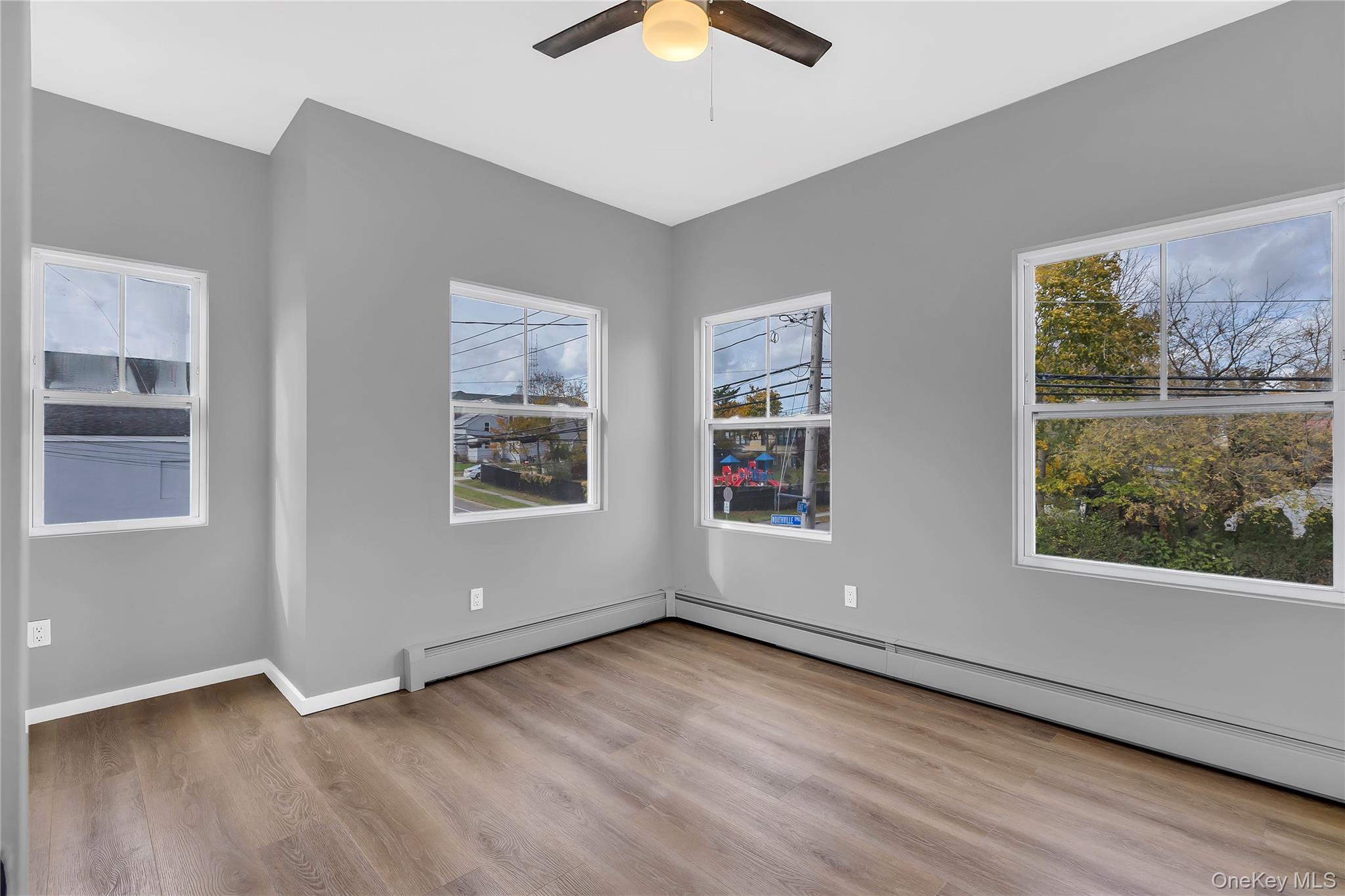 #19 photo, 432 East Avenue, Riverhead , NY 11901