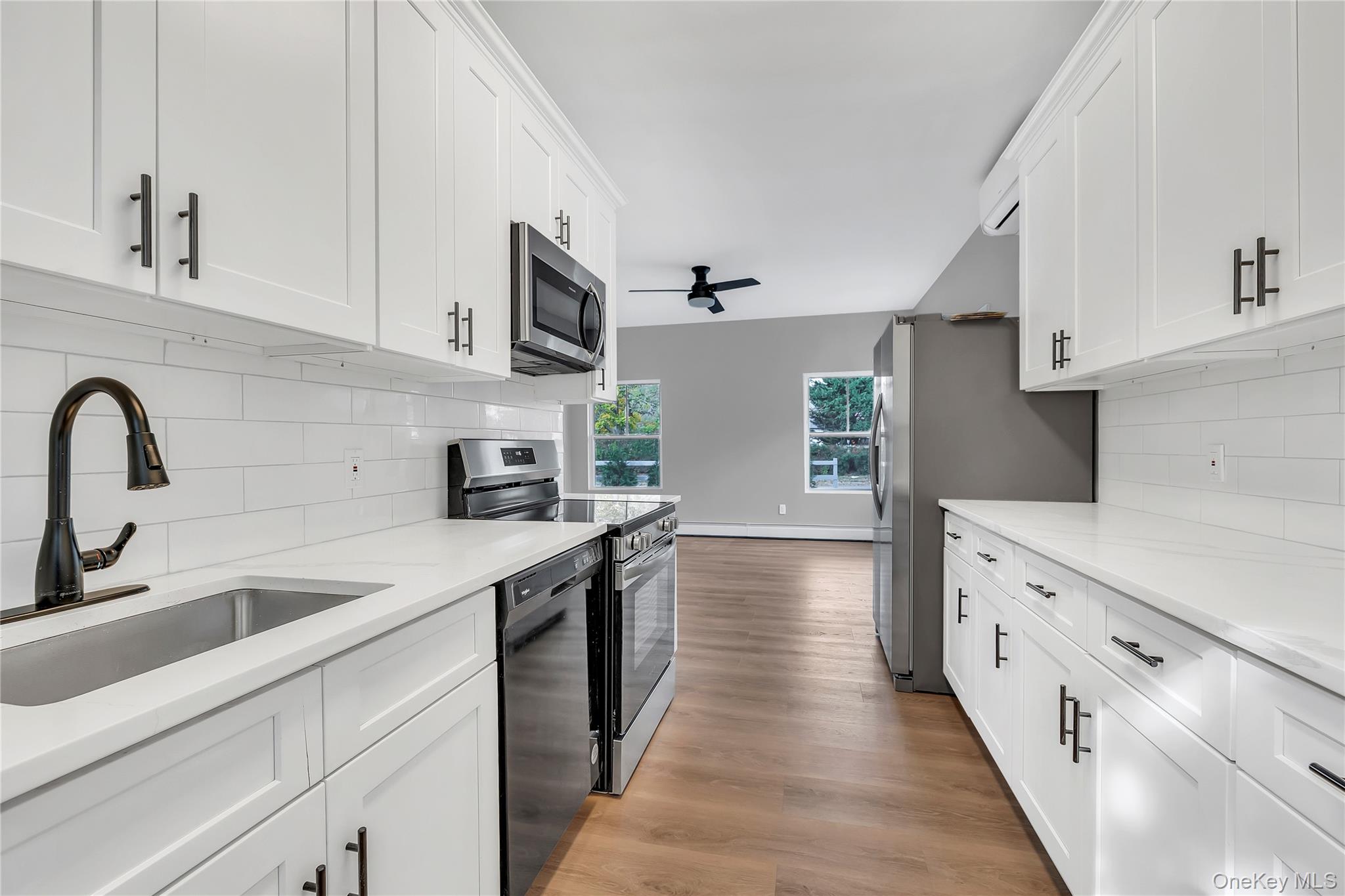 #9 photo, 432 East Avenue, Riverhead , NY 11901