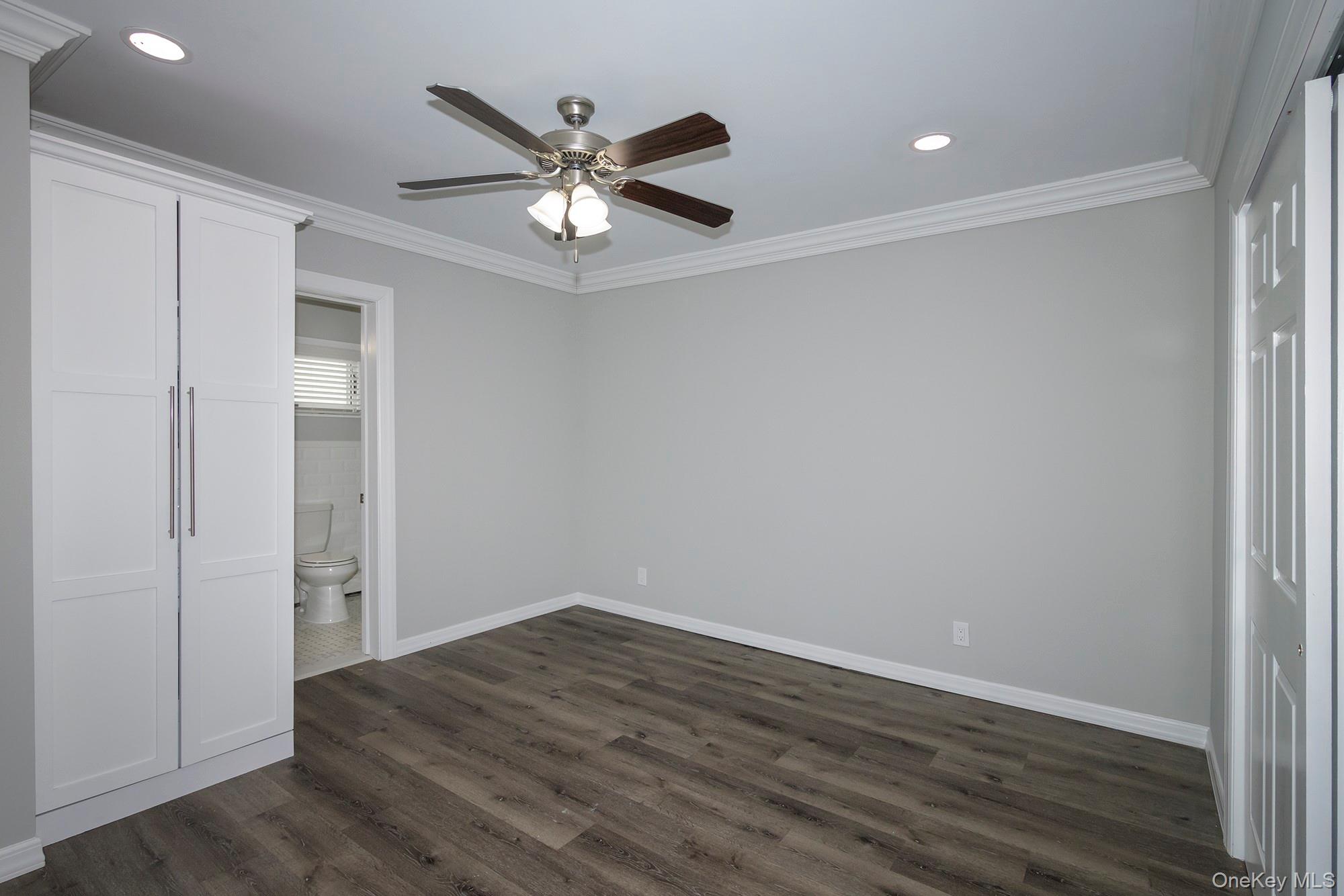 #4 photo, 100 North Country Road, Miller Place , NY 11764