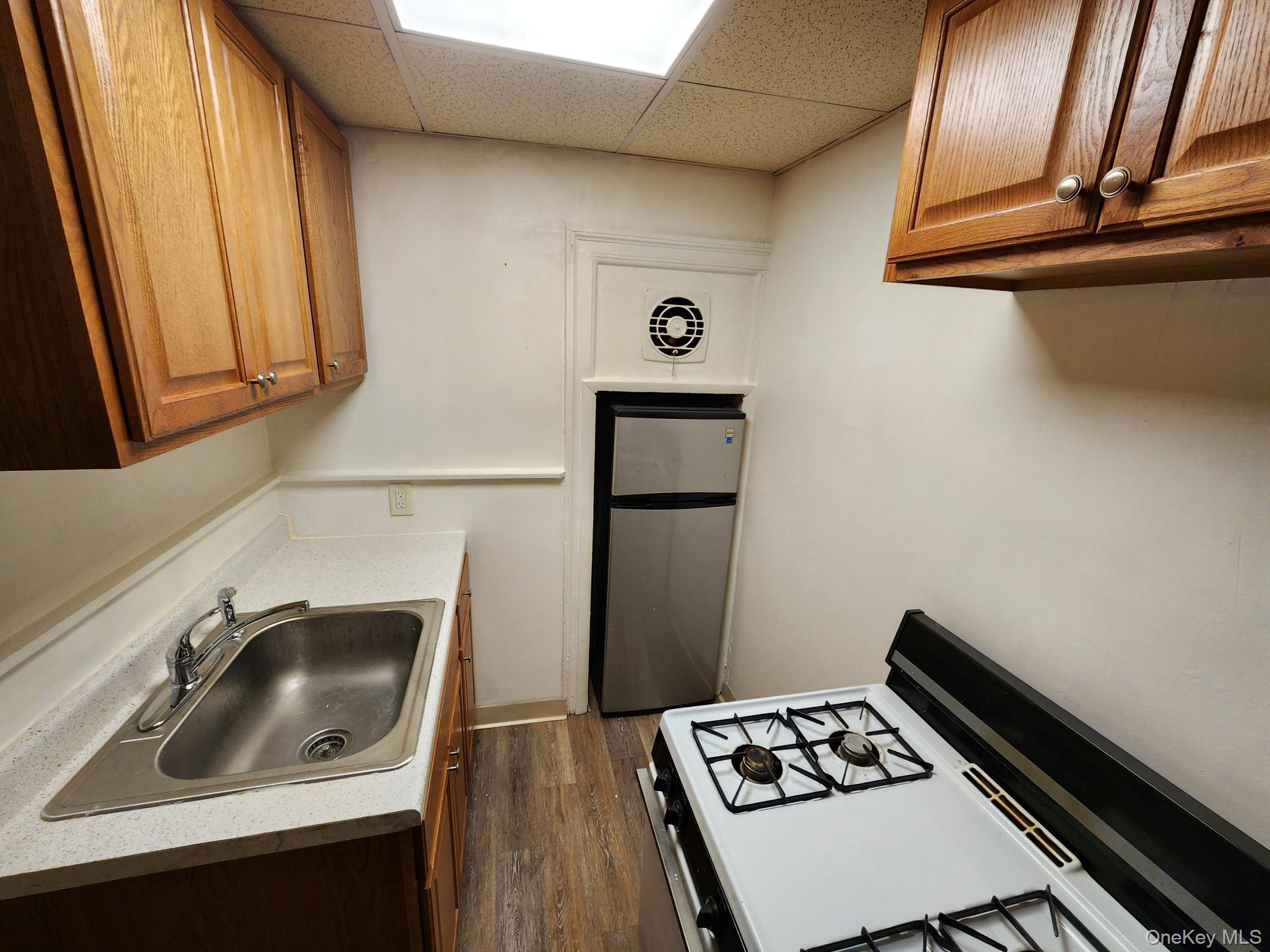 #6 photo, 37 Jennings Avenue, Patchogue , NY 11772