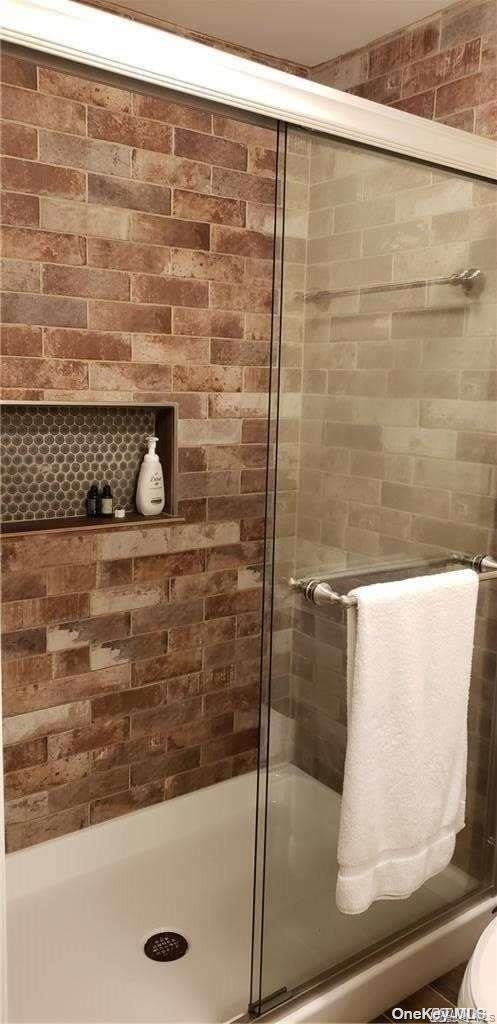 #15 photo, 28 Carley Avenue, Huntington , NY 11743