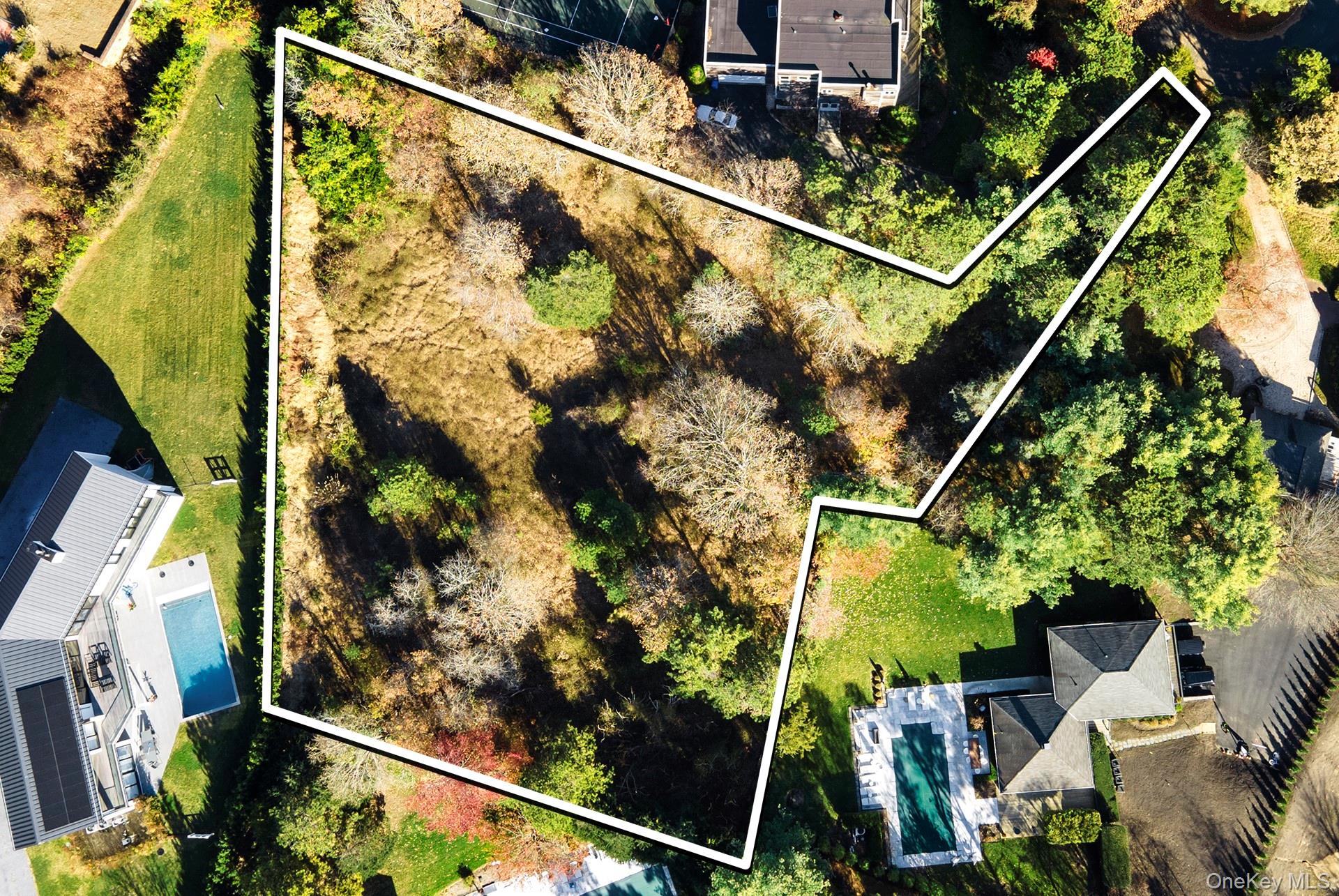 #7 photo, 34 Scotch Mist Lane, Southampton , NY 11968