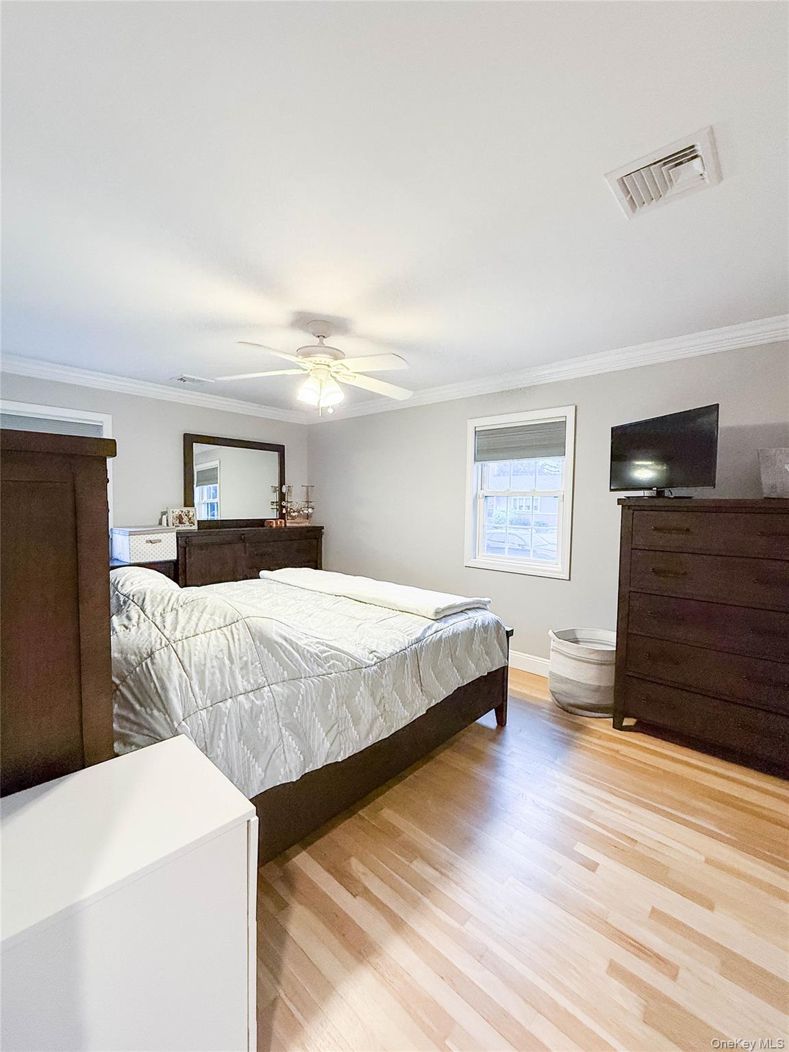 #18 photo, 15 Garfield Avenue, Farmingdale , NY 11735