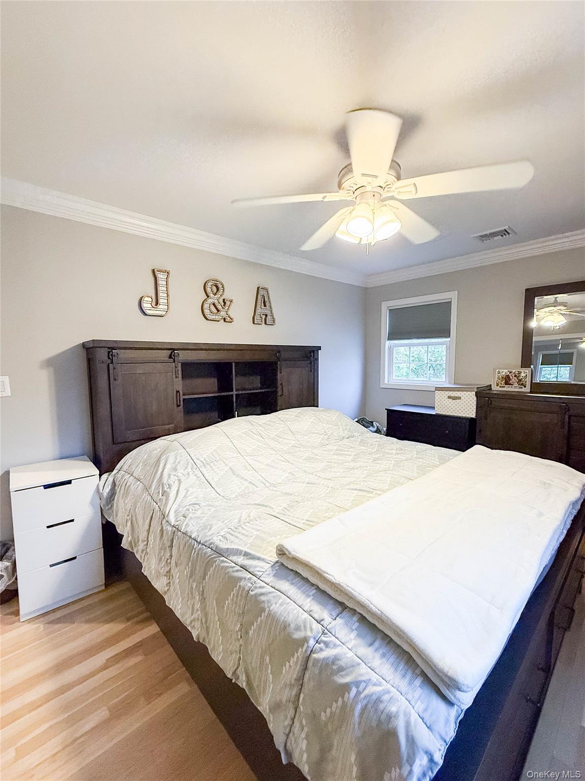 #19 photo, 15 Garfield Avenue, Farmingdale , NY 11735