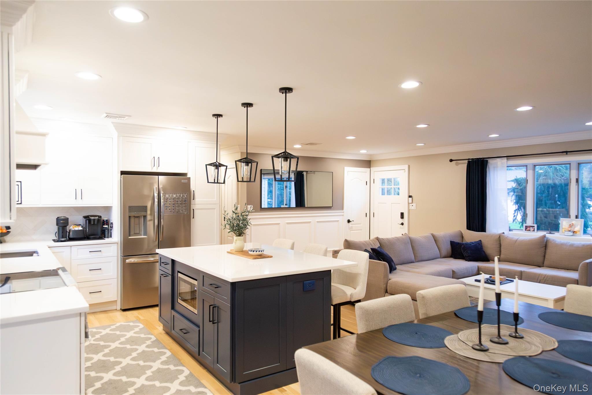 #4 photo, 15 Garfield Avenue, Farmingdale , NY 11735