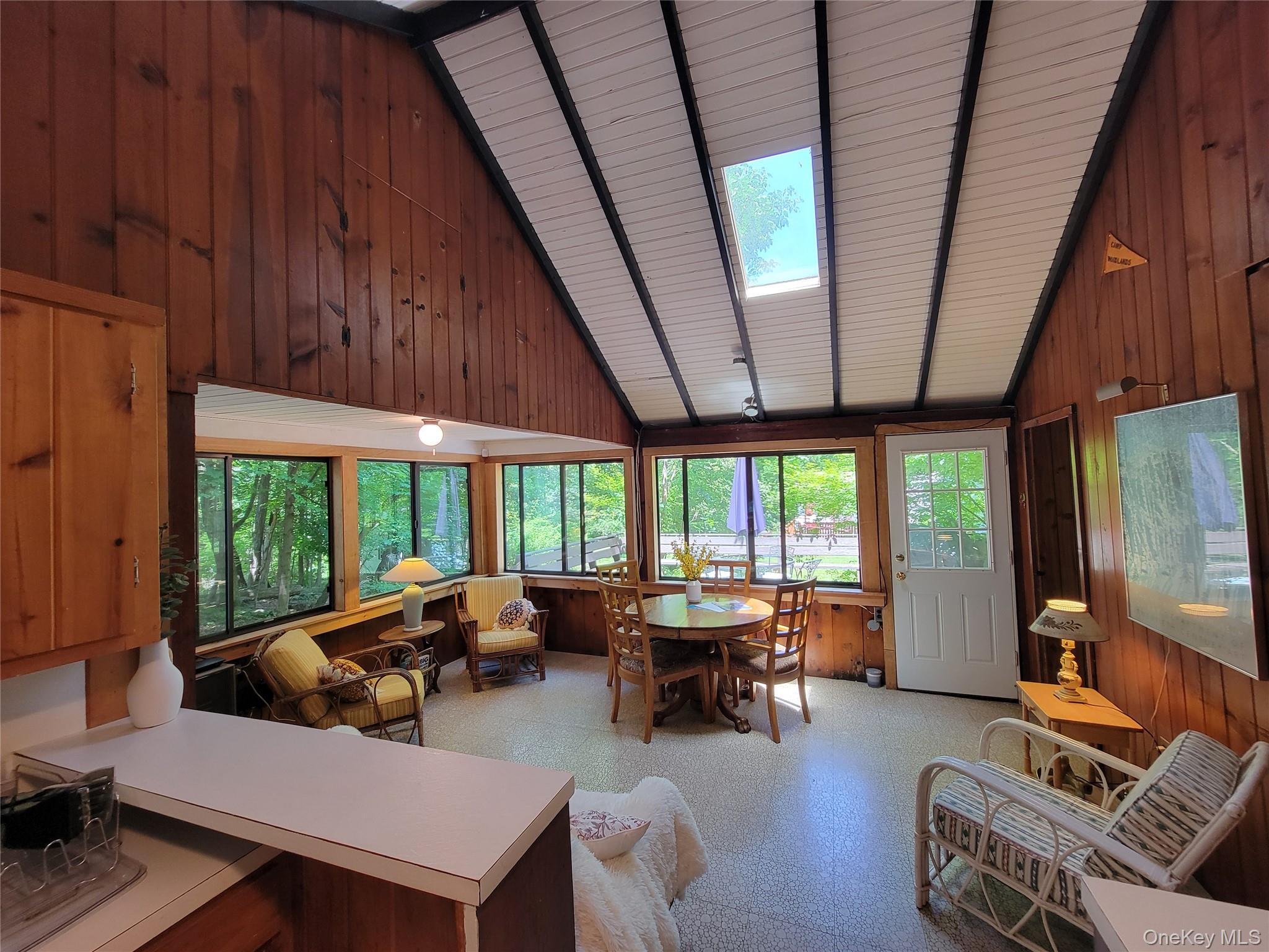 #4 photo, 3300 Baker Street, Mohegan Lake , NY 10547