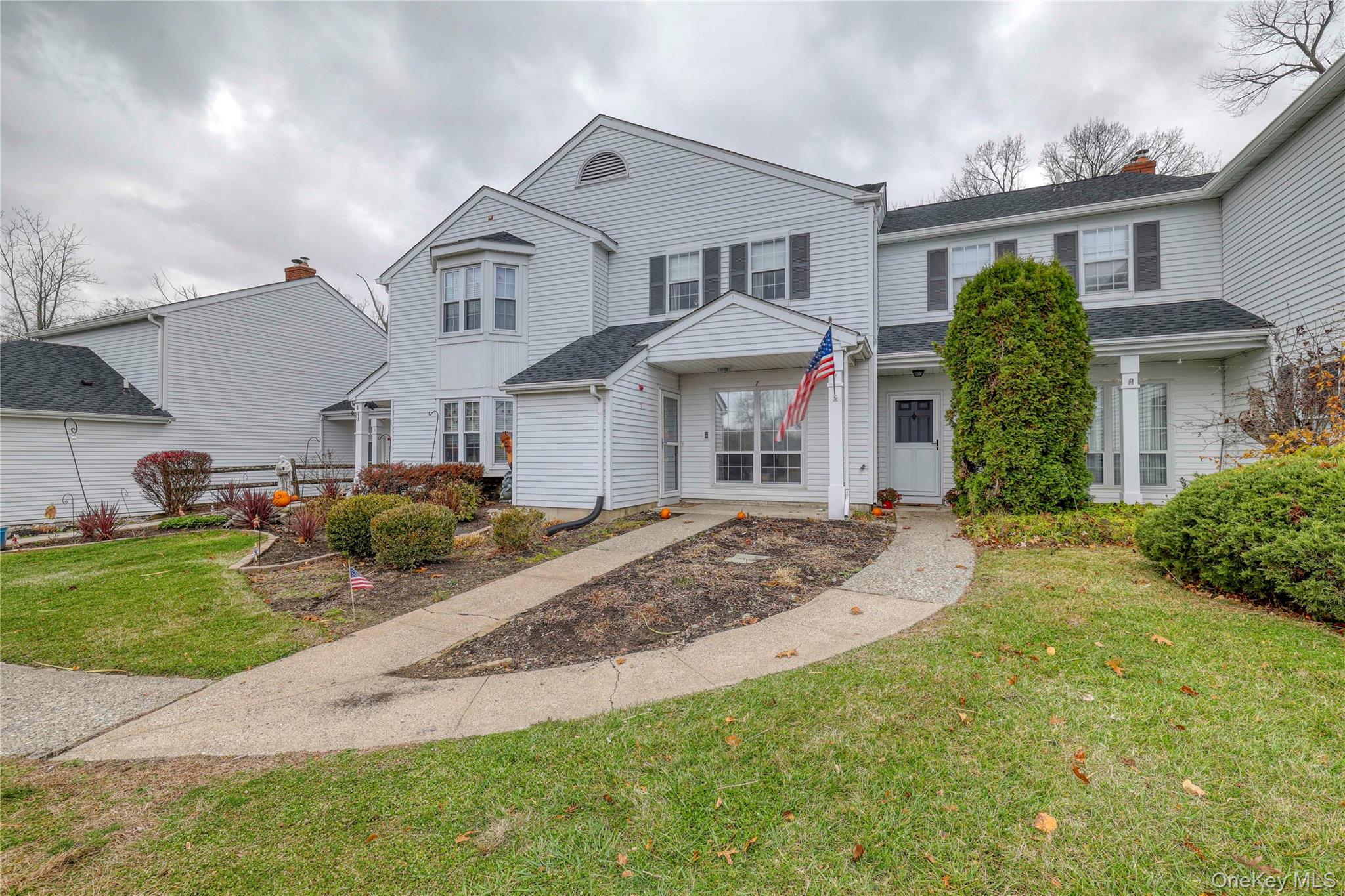 #3 photo, 7 Weathervane Way, Warwick , NY 10990