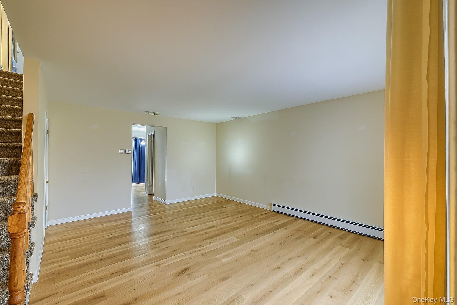 #6 photo, 7 Weathervane Way, Warwick , NY 10990