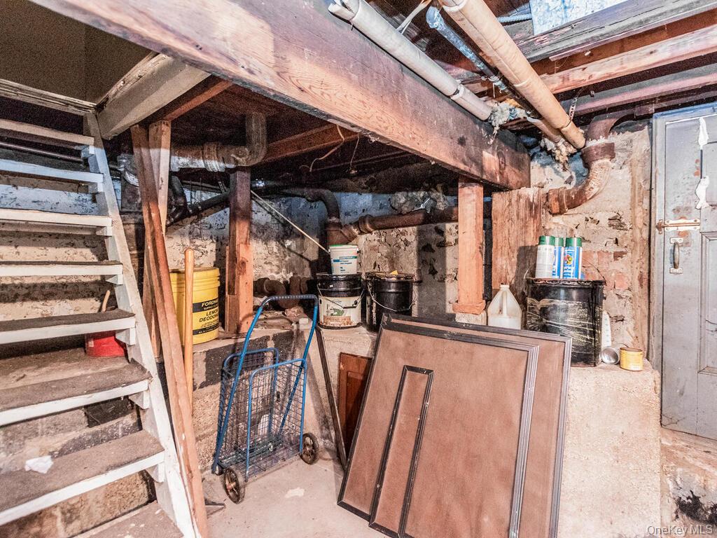 #13 photo, 354 Thieriot Avenue, Bronx , NY 10473