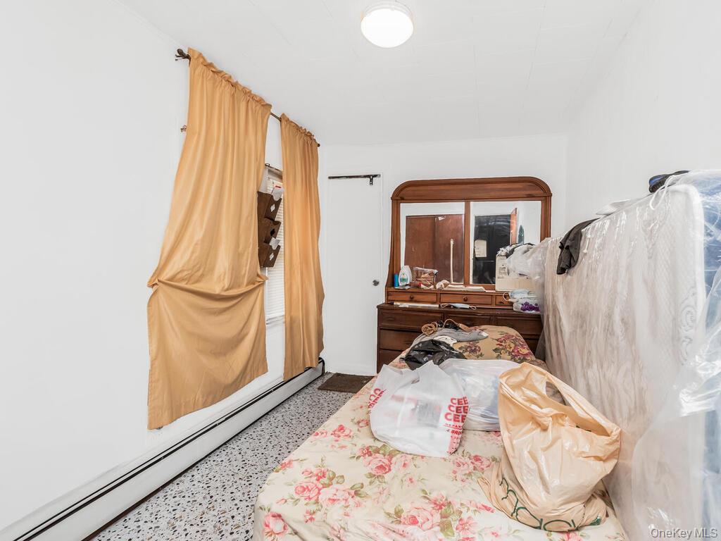 #5 photo, 354 Thieriot Avenue, Bronx , NY 10473