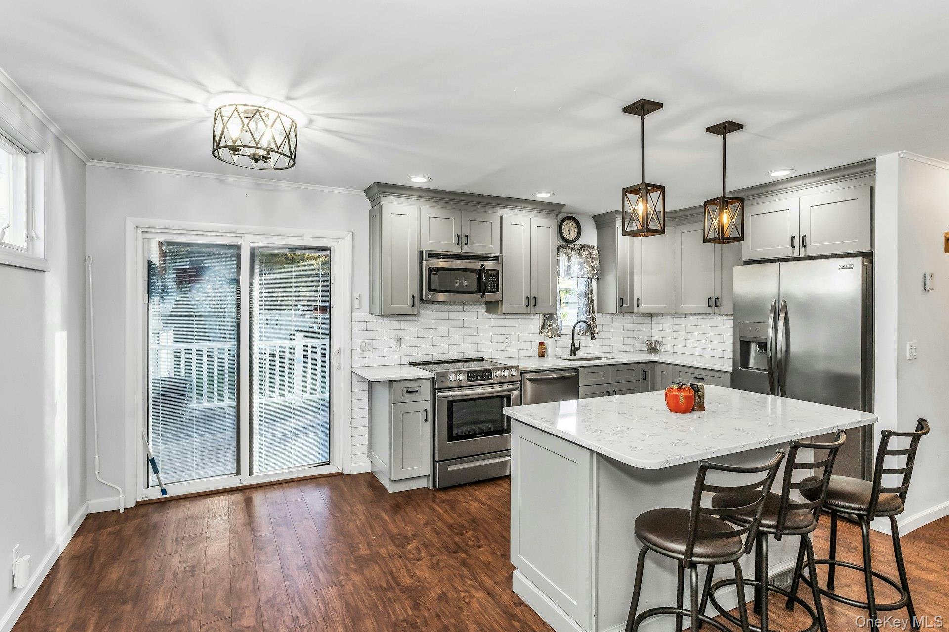 #7 photo, 2676 Alder Avenue, East Meadow , NY 11554