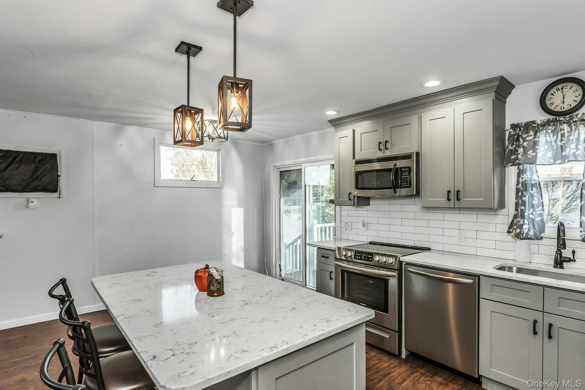 #8 photo, 2676 Alder Avenue, East Meadow , NY 11554