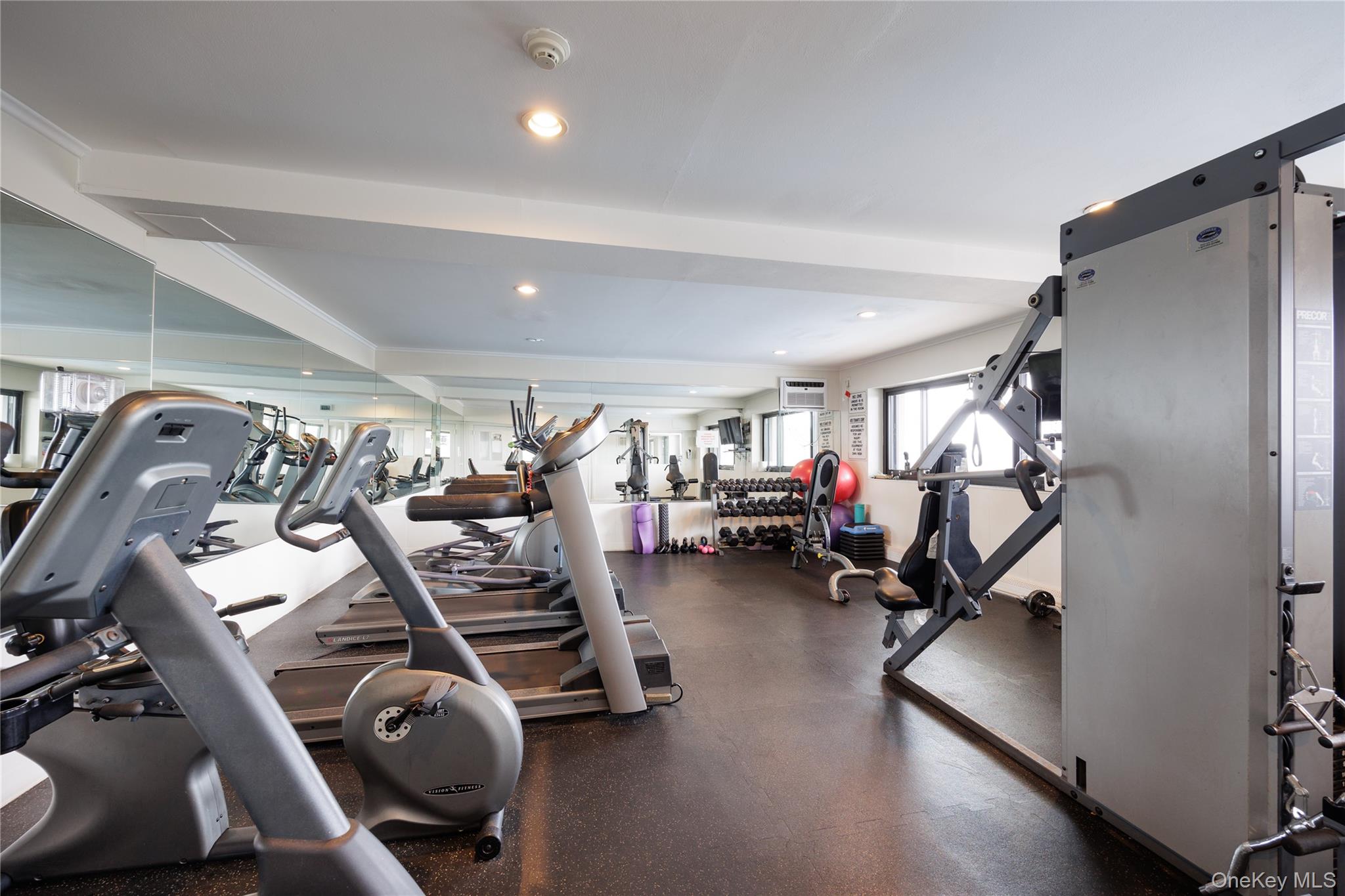 #19 photo, 420 Shore Road, Long Beach , NY 11561