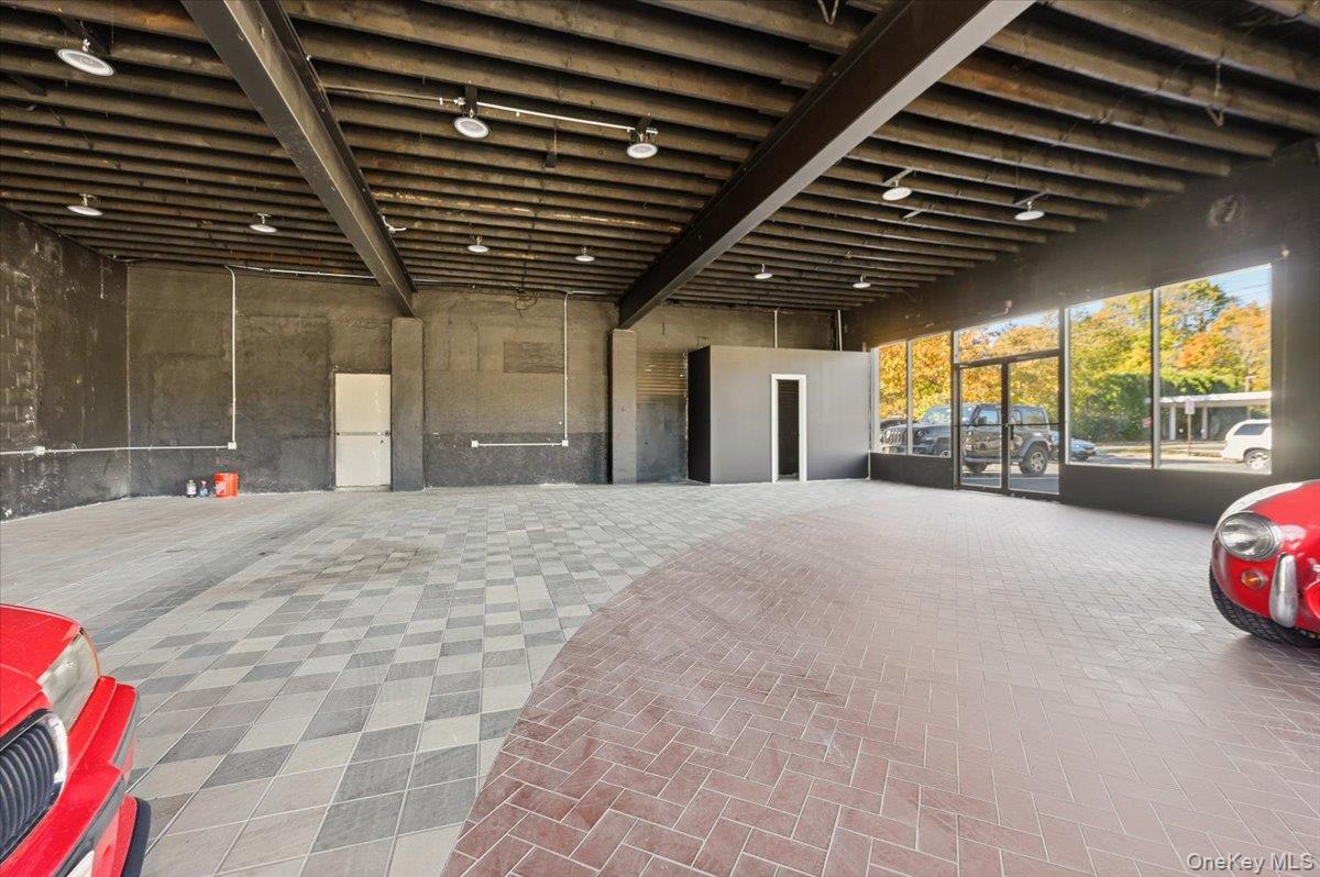 #8 photo, 304 Larkfield Road, East Northport , NY 11731