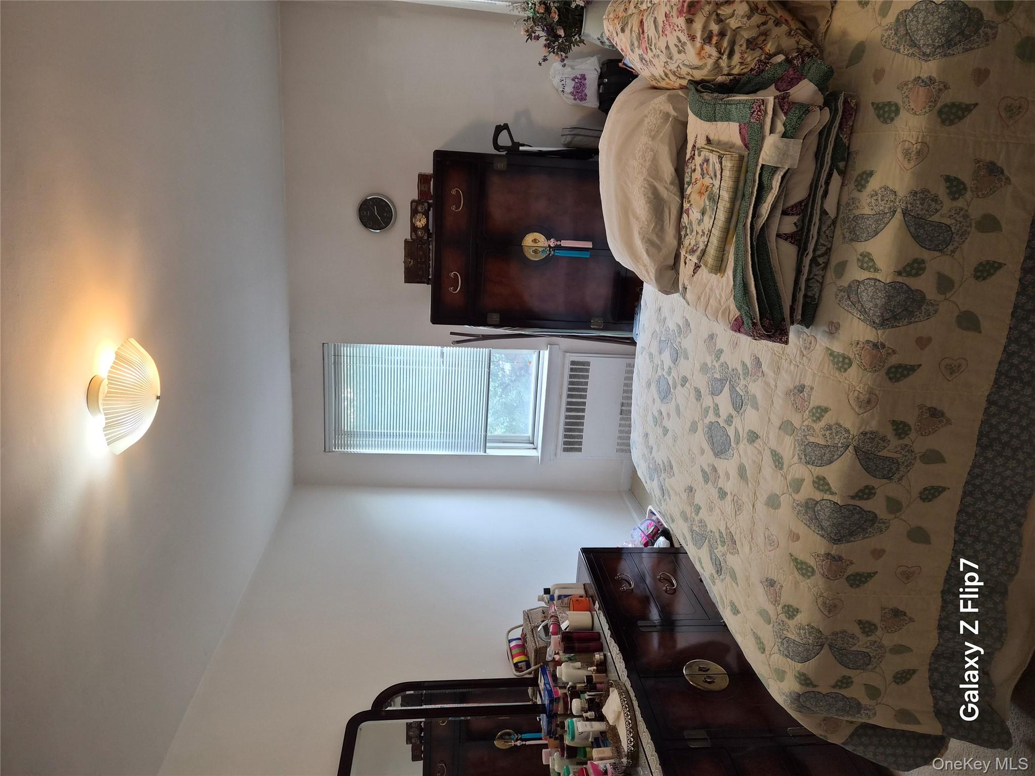 #6 photo, 39-65 51 Street, Woodside , NY 11377