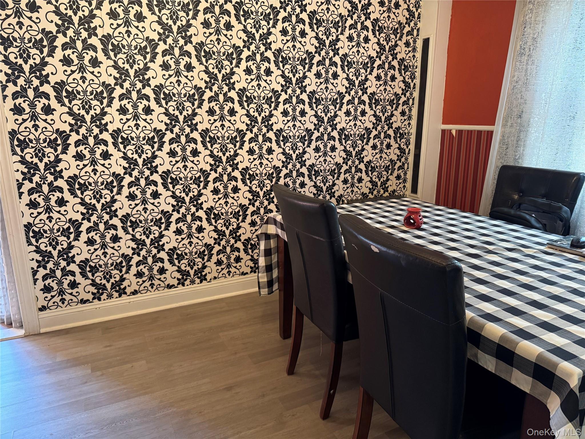 #10 photo, 26 Parkside Drive, Jericho , NY 11753