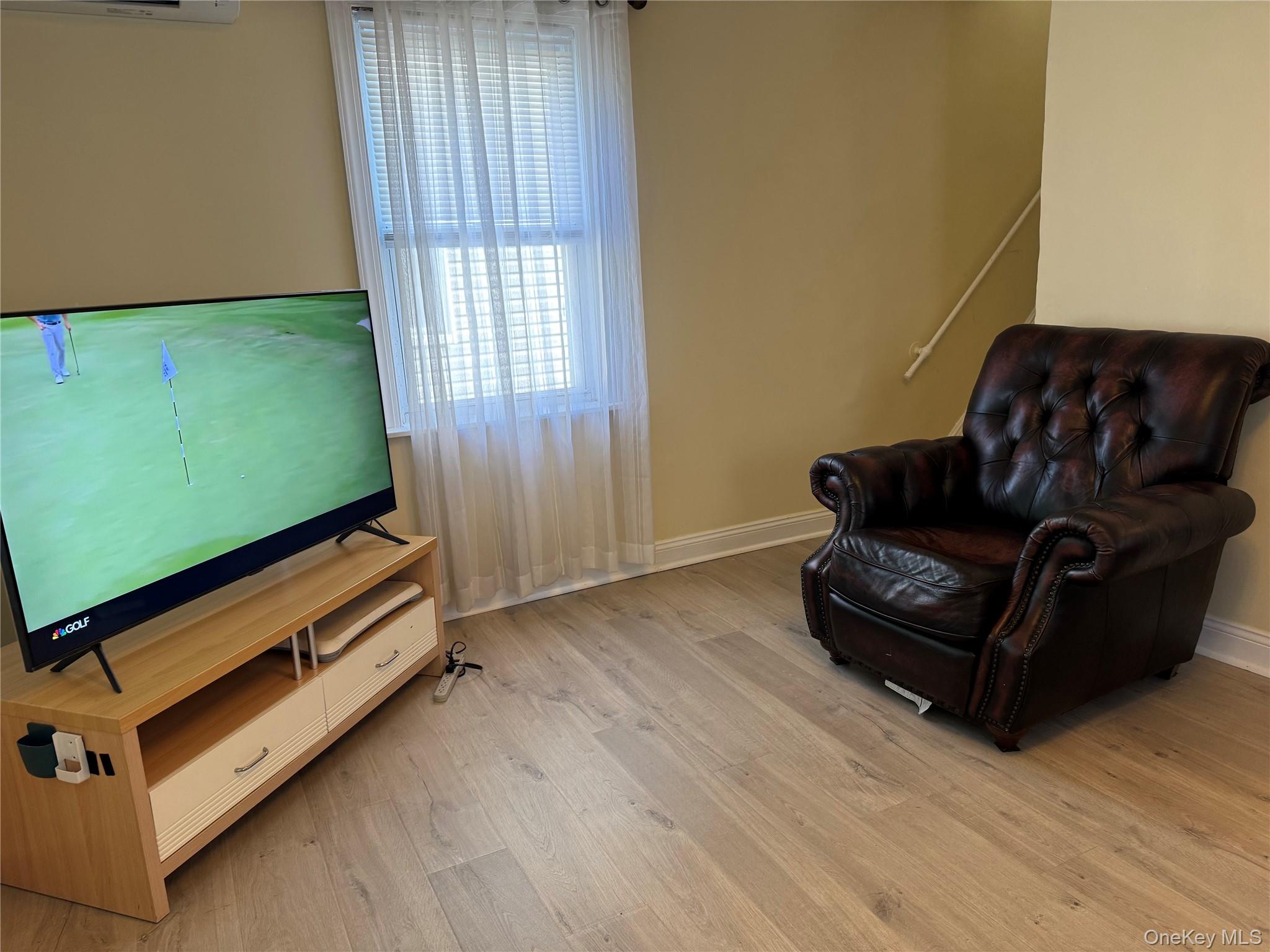 #8 photo, 26 Parkside Drive, Jericho , NY 11753