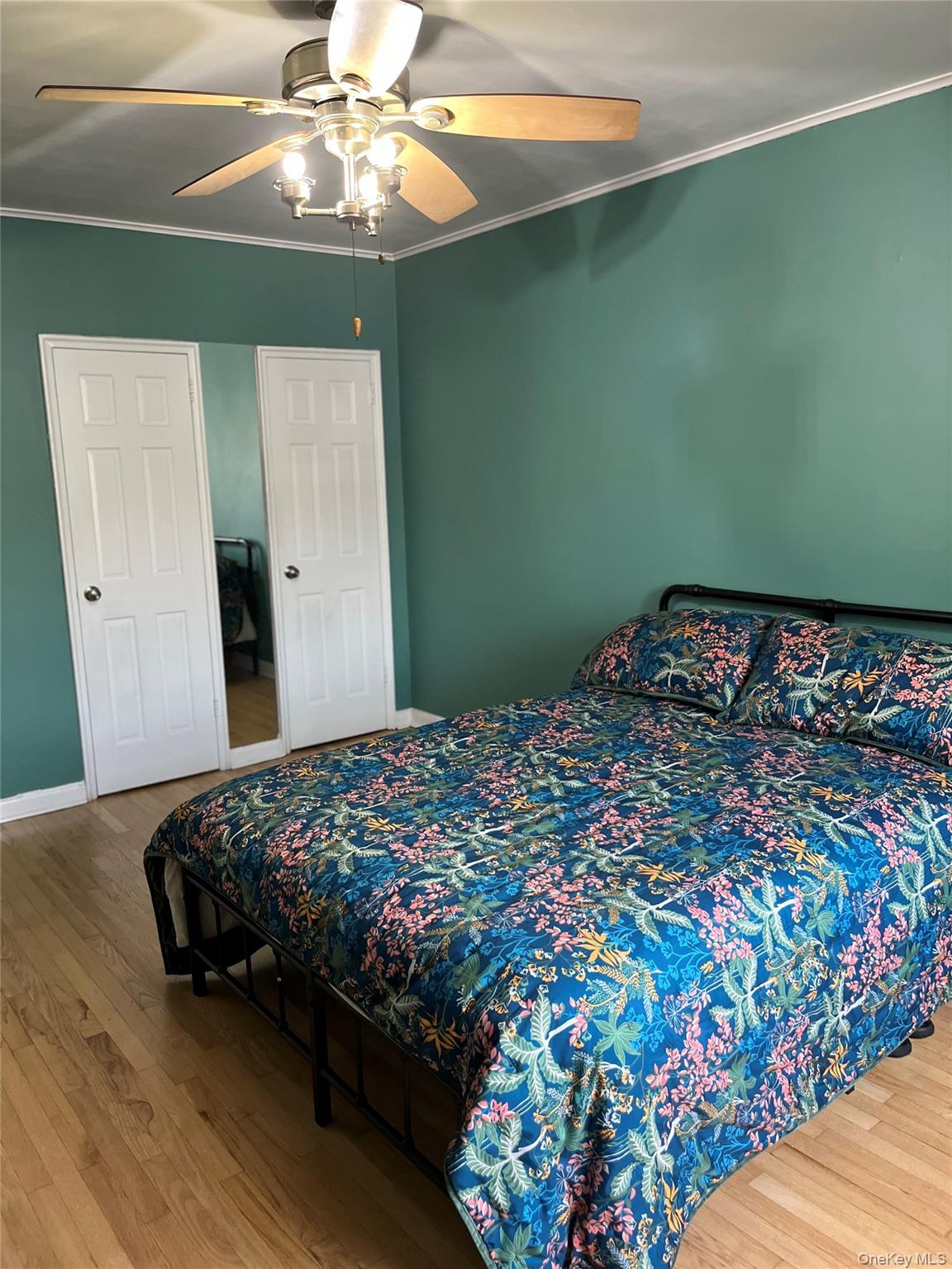 #6 photo, 2546 Wilson Avenue, Bronx , NY 10469