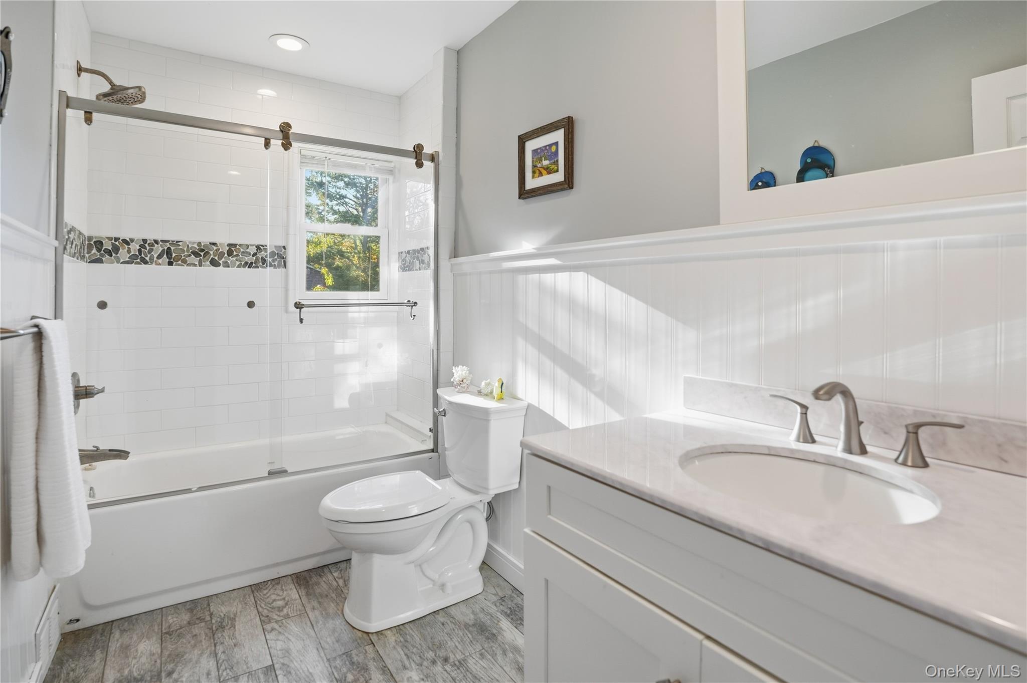 #14 photo, 15 Club Drive, Southampton , NY 11968