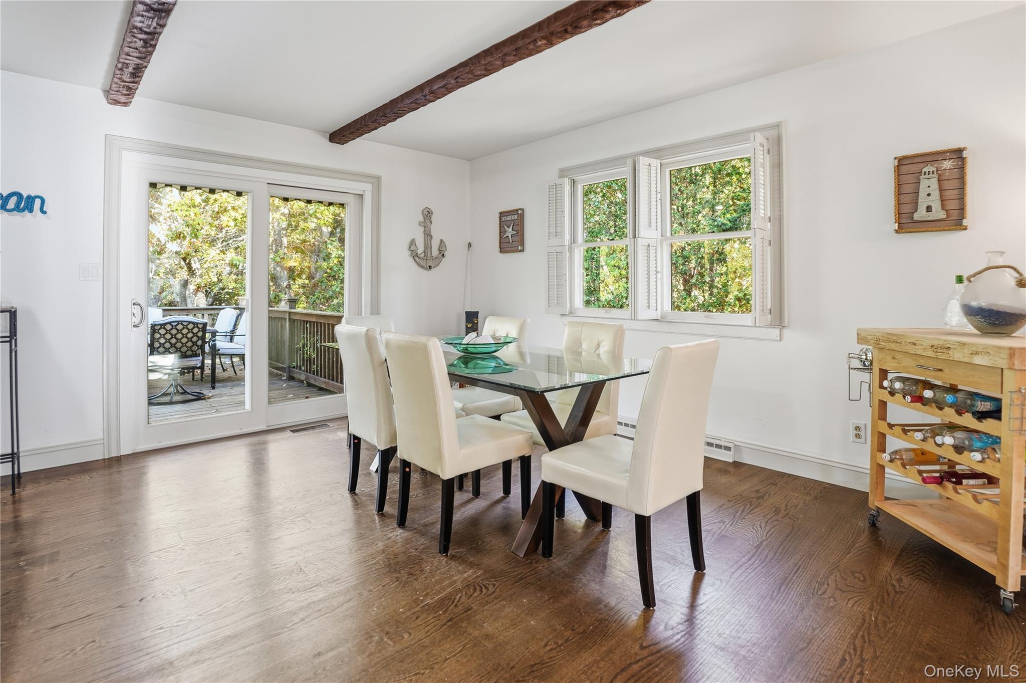 #7 photo, 15 Club Drive, Southampton , NY 11968