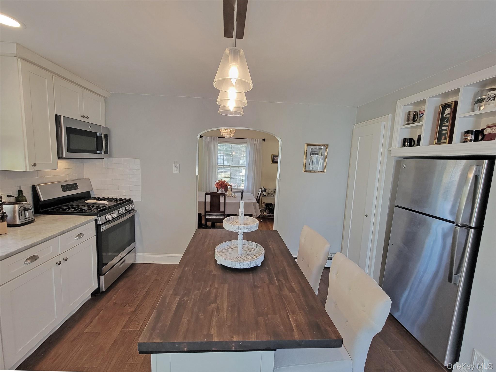 #5 photo, 76 Bayport Ave Avenue, Bayport , NY 11705