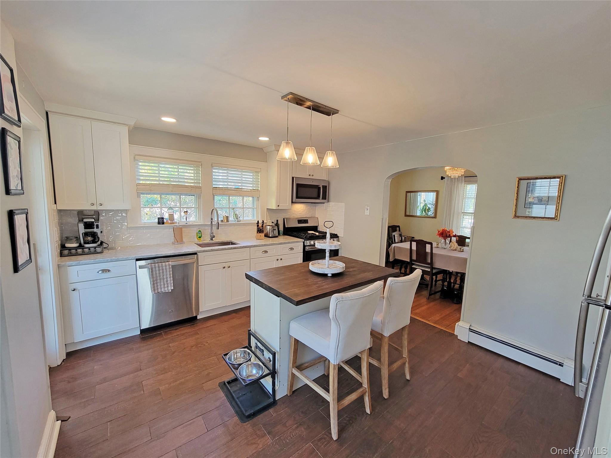 #6 photo, 76 Bayport Ave Avenue, Bayport , NY 11705