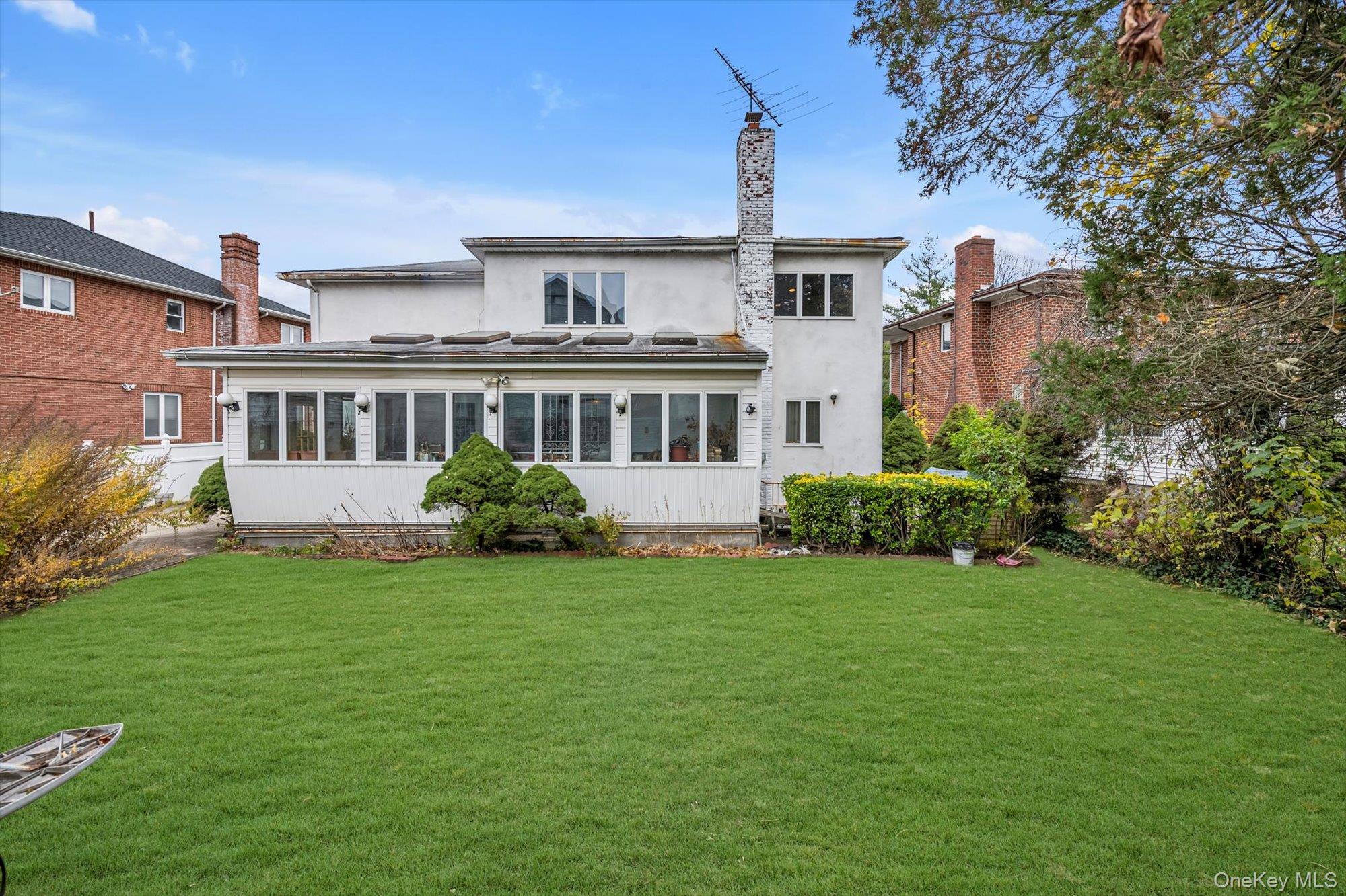 #14 photo, 25271 Brattle Avenue, كوينز Little Neck , NY 11362