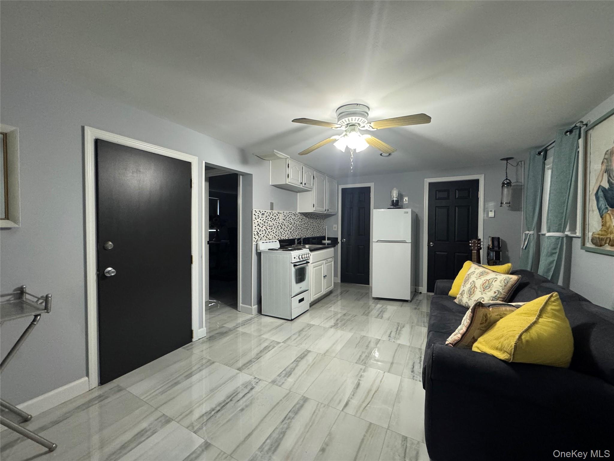 #2 photo, 6A James Street, Huntington Station , NY 11746