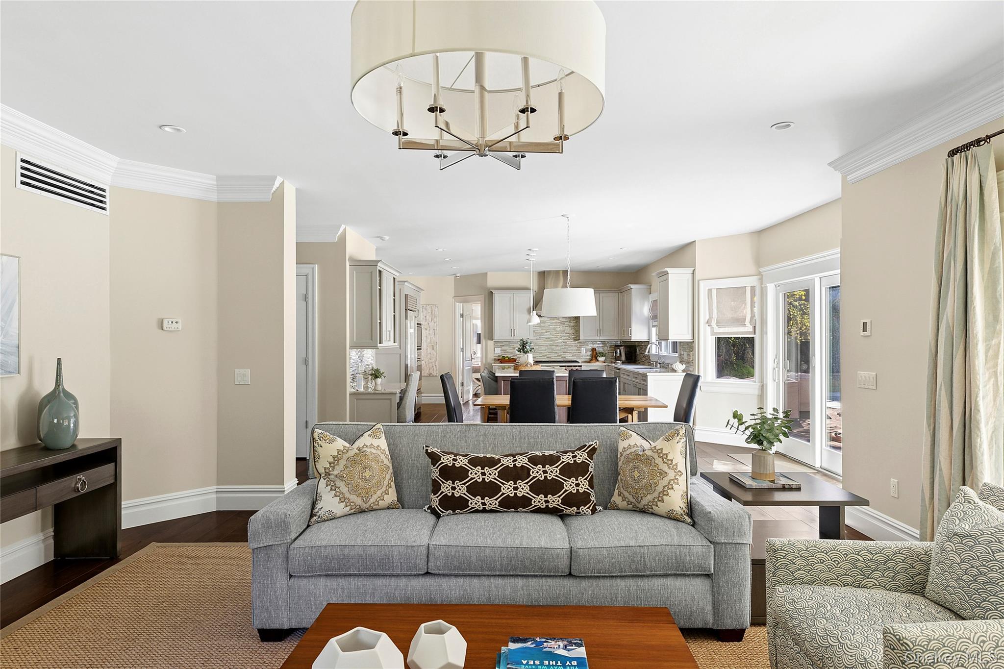 #12 photo, 34 Post Fields Lane, Quogue , NY 11959