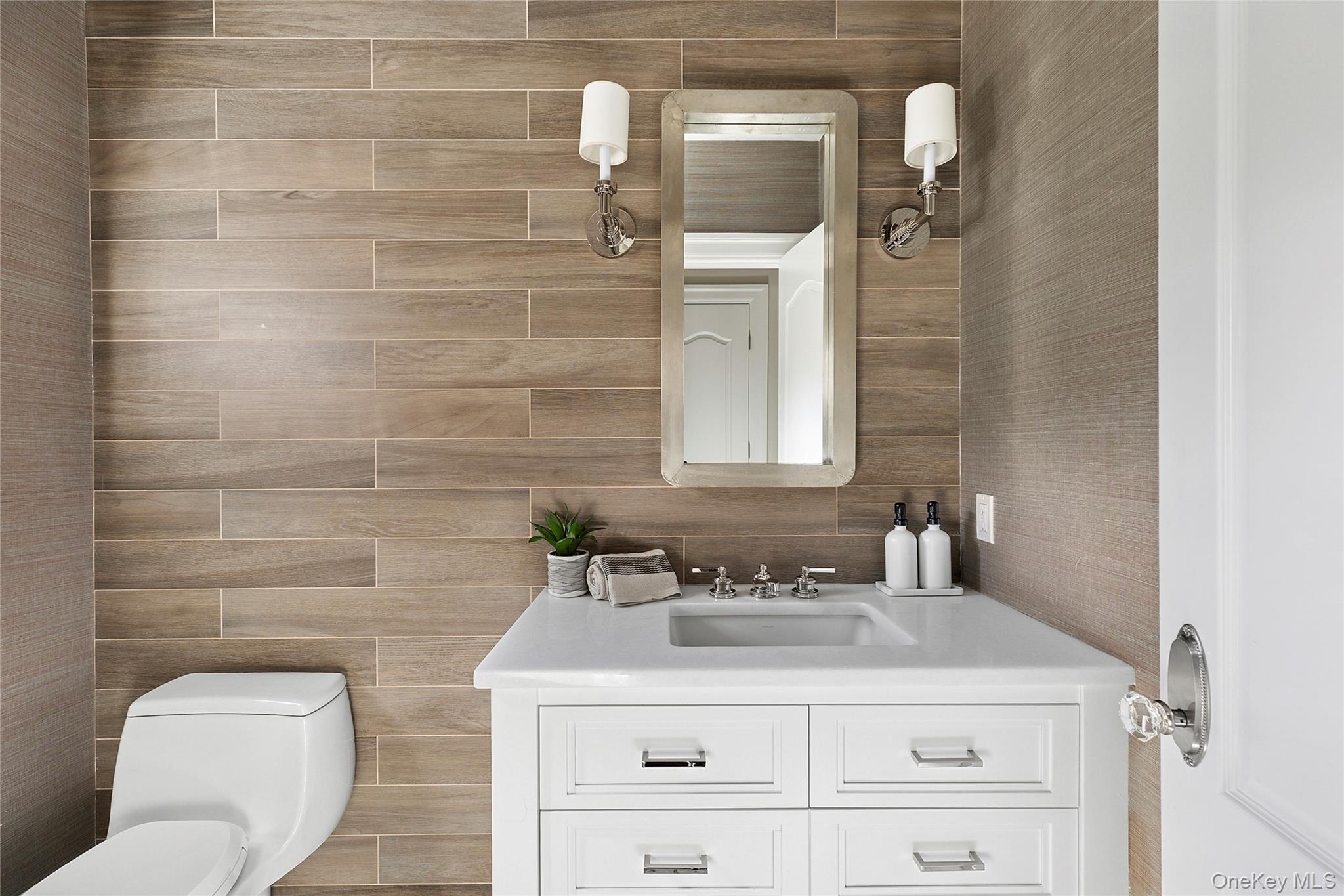 #16 photo, 34 Post Fields Lane, Quogue , NY 11959