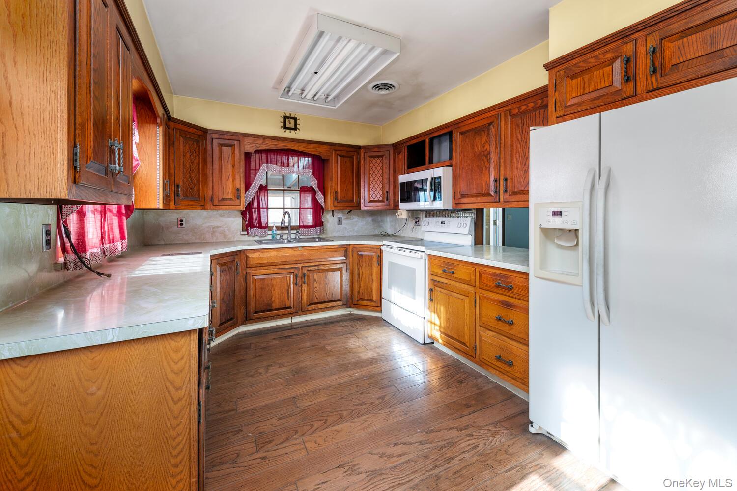 #4 photo, 89 Jay Street, Stony Point , NY 10980