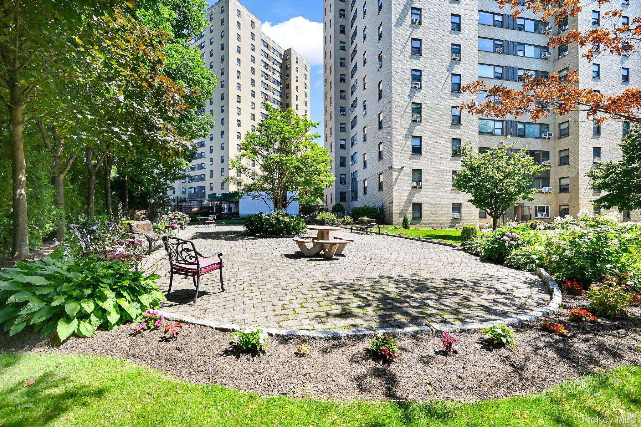 #20 photo, 3 Fordham Hill Oval, Bronx , NY 10468