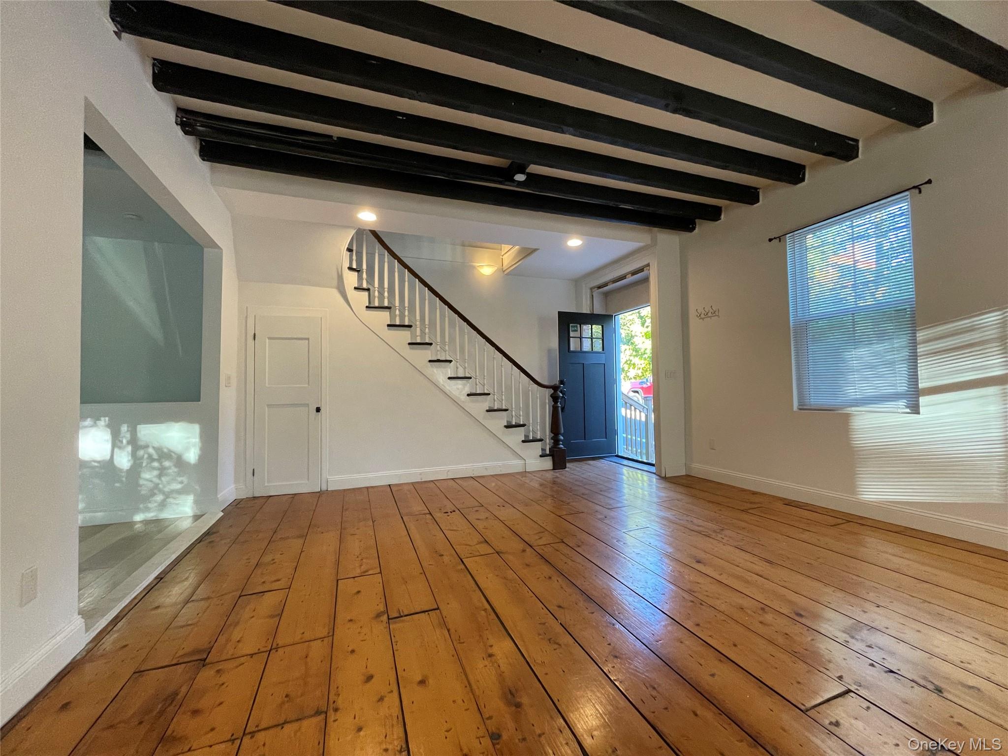 #8 photo, 79-81 S 3rd Street, Hudson , NY 12534