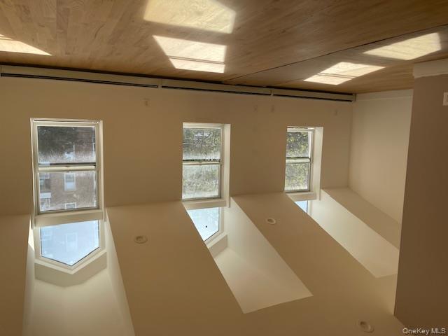 #3 photo, 5104 Post Road, Bronx , NY 10471