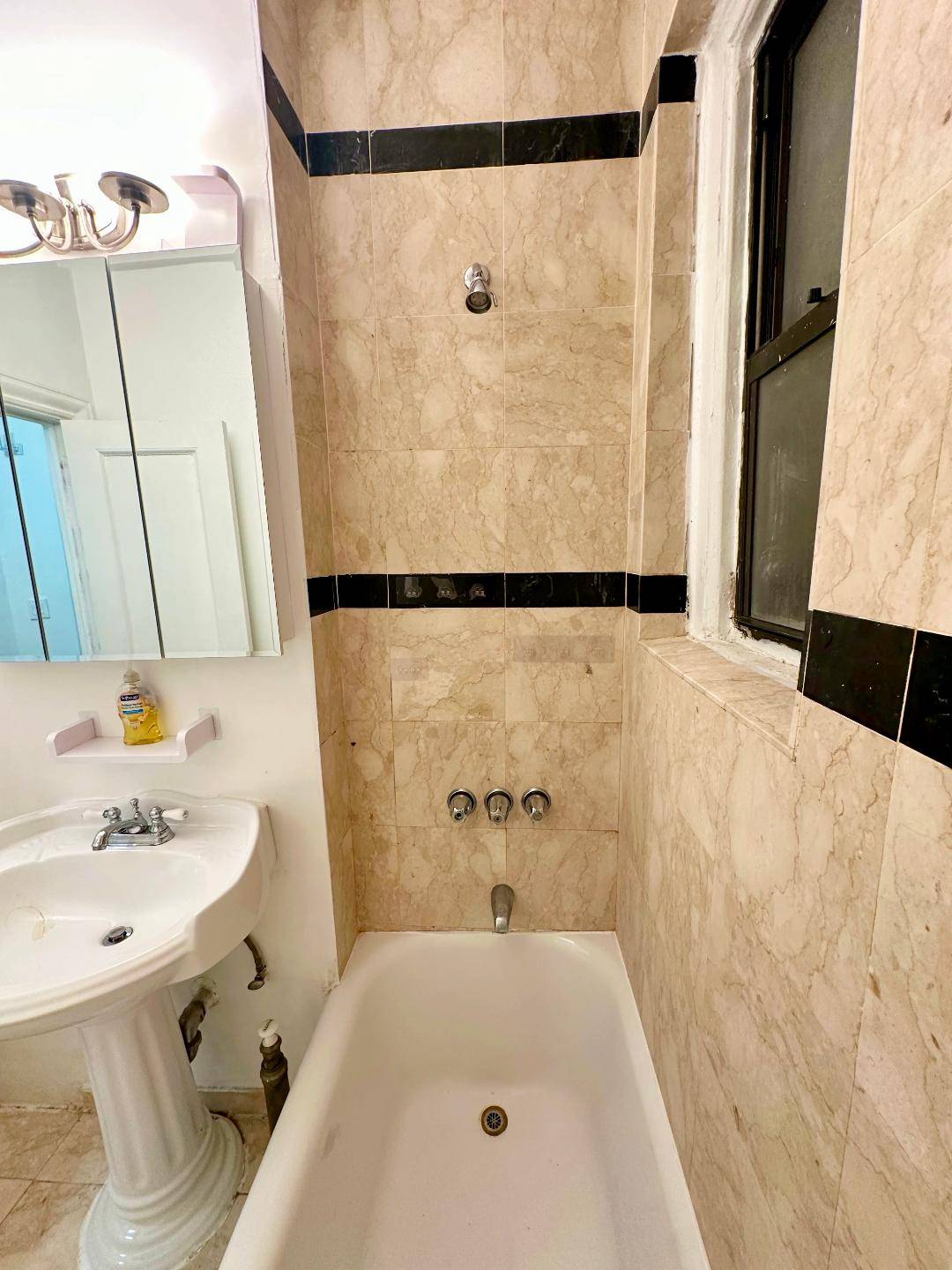 #13 photo, 315 East 77th Street, #6i, NYC , NY 10075