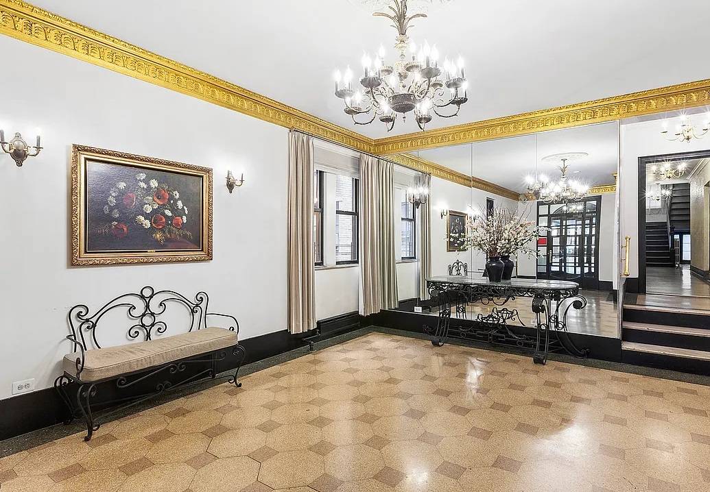 #18 photo, 315 East 77th Street, #6i, NYC , NY 10075