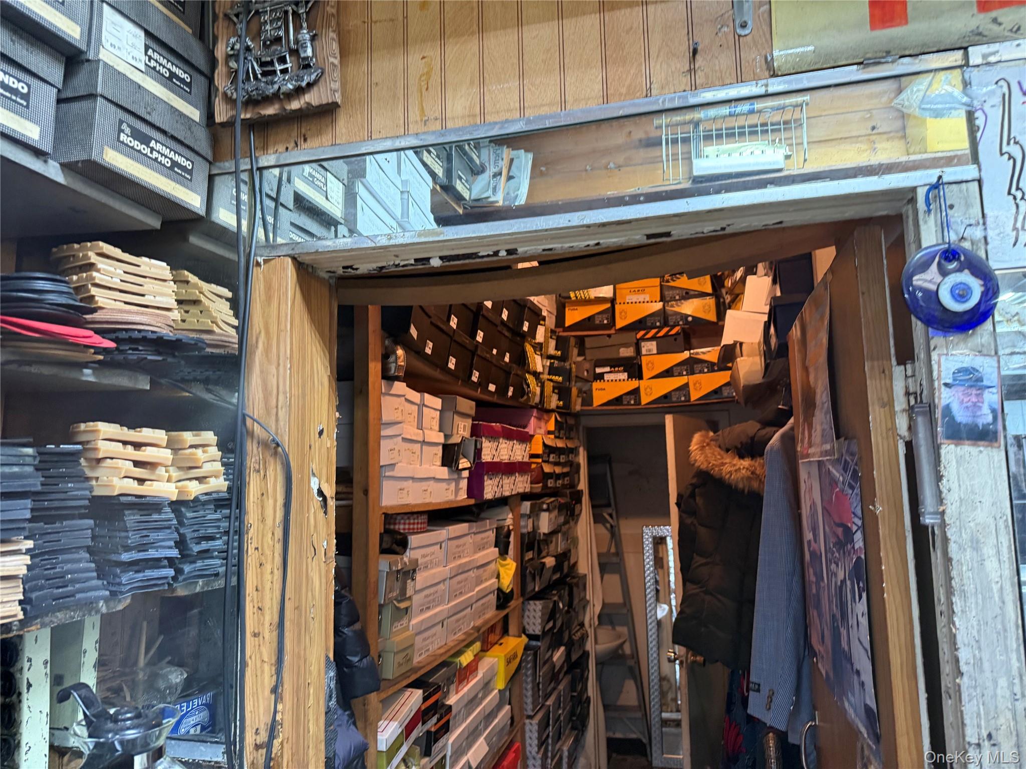 #7 photo, 741 Lydig Avenue, Bronx , NY 10462